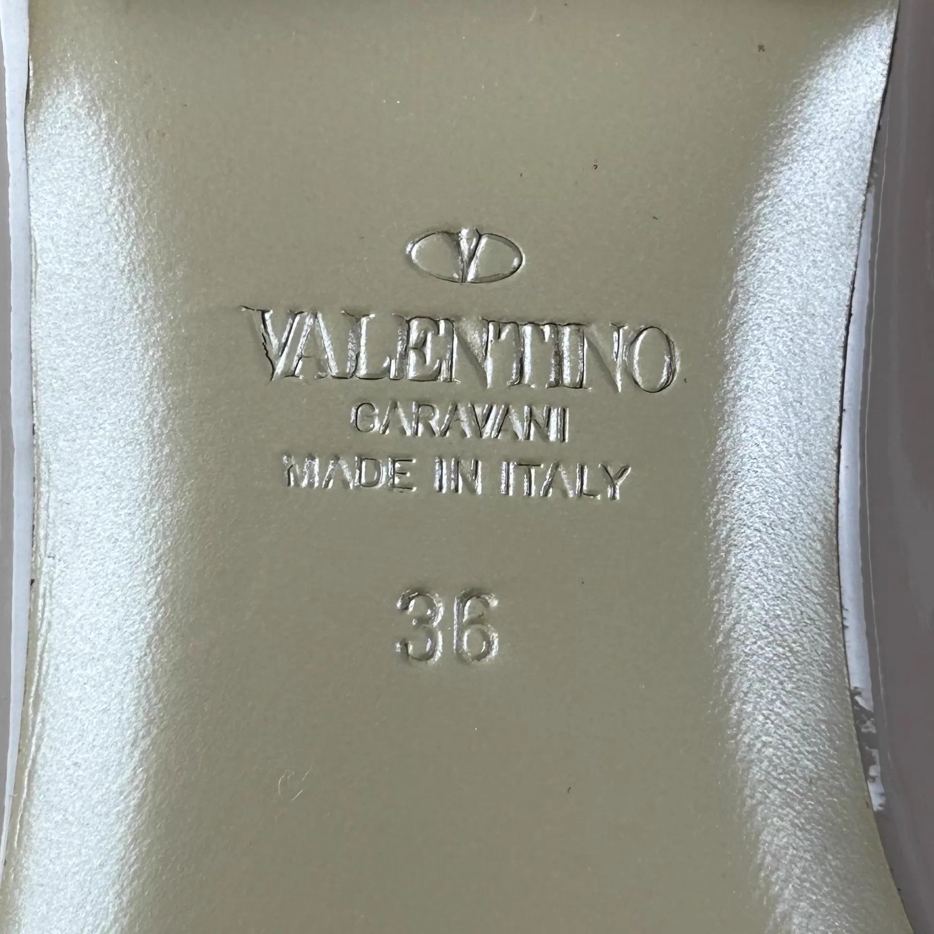 Valentino Valentino nude pink studded flat 36 new Size US 5.5 / IT 35.5 - 7 Thumbnail