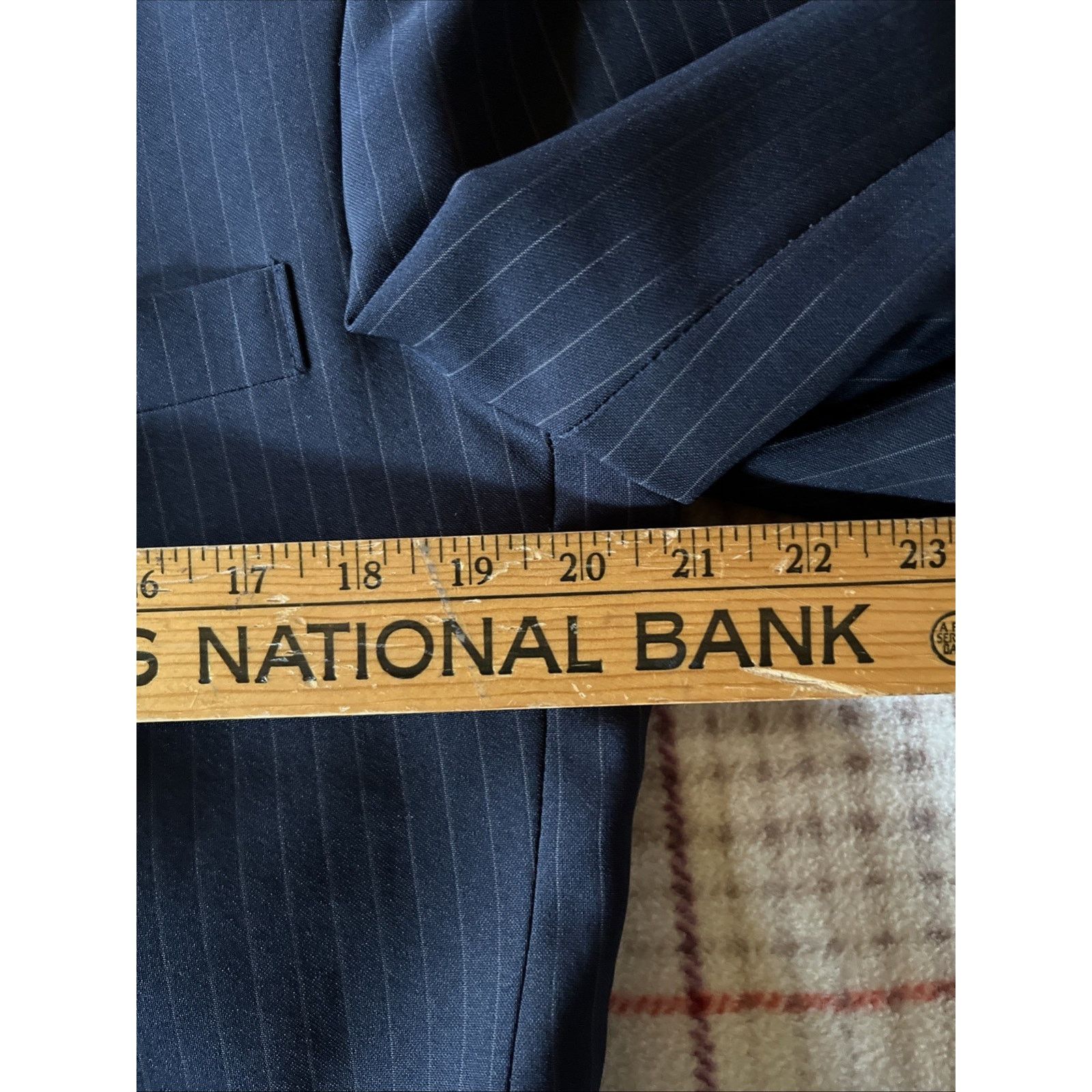 Haggar Haggar Men Navy Blue Pinstripe Jacket Sz 42 Feels Like Wool Size 42R - 10 Thumbnail
