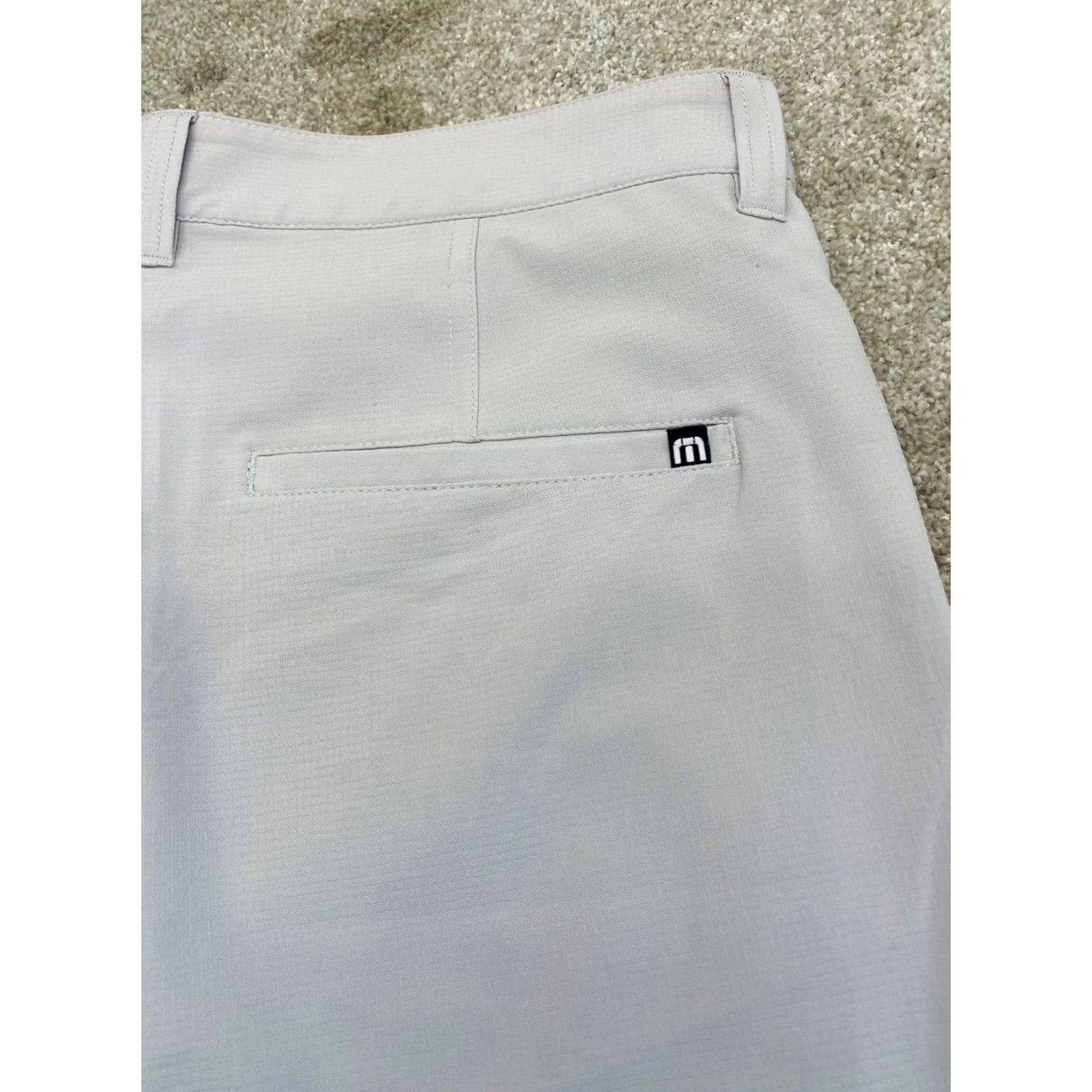 TravisMathew Travis Mattews Performance Golf Shorts Men's 32x9.5 Chino Gray Stretch 6525 Size US 32 / EU 48 - 7 Thumbnail