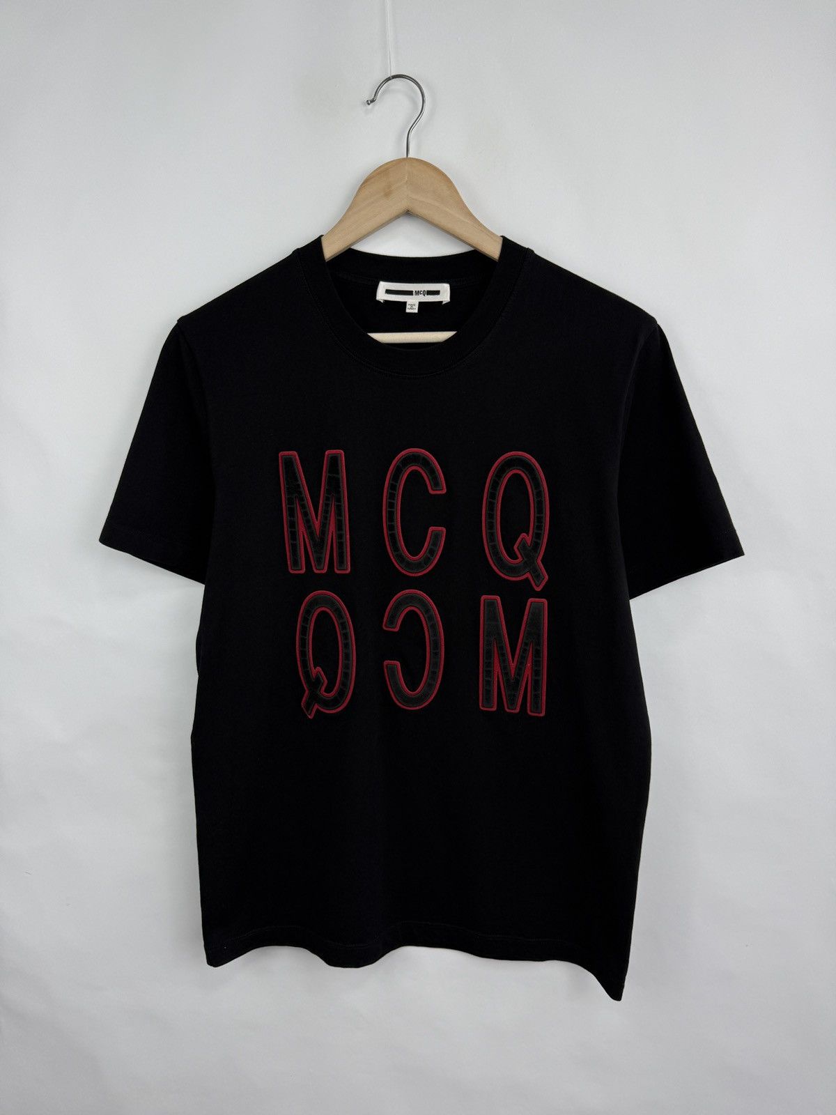 Alexander McQueen 🇮🇹 Alexander McQueen London Rare T-Shirt Retro Hype Y2K Size US M / EU 48-50 / 2 - 3 Thumbnail