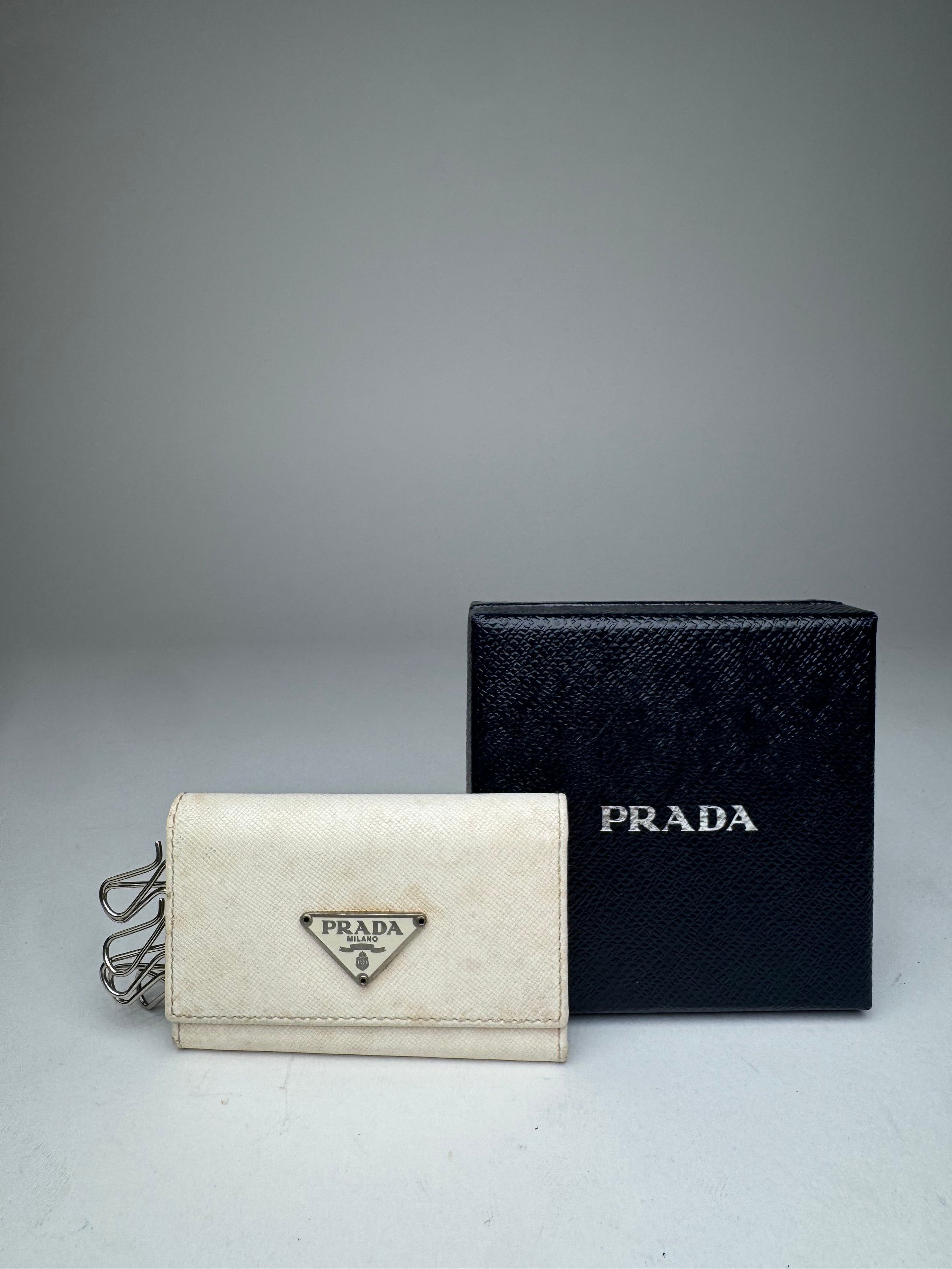 Prada Vintage Triangle Leather Key/Card Holder White Size ONE SIZE - 1 Thumbnail