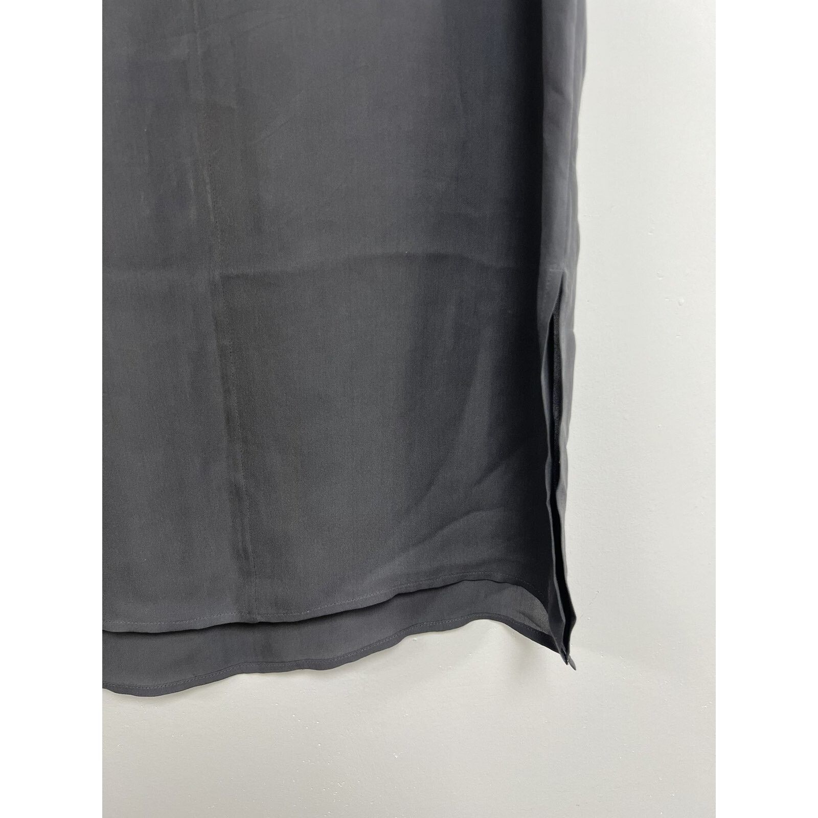 Emanuel Ungaro EMANUEL Woman Tank Top Short Sleeve SilkPetite 6/40 A001925 Size M / US 6-8 / IT 42-44 - 6 Thumbnail