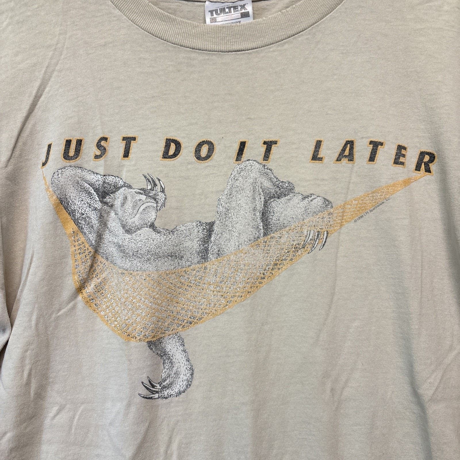 Tultex Vintage Tultex 1992 Shirt Just Do It Later Wild Things Are Size US L / EU 52-54 / 3 - 3 Thumbnail