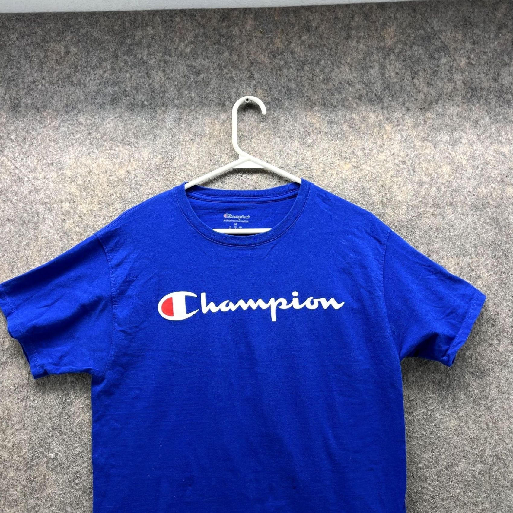 Champion VINTAGE Champion Shirt Men Medium Blue Short Sleeve Crew Neck Logo Athletic All Seasons Fall Winter Spring 90s Mens Size US M / EU 48-50 / 2 - 2 Thumbnail