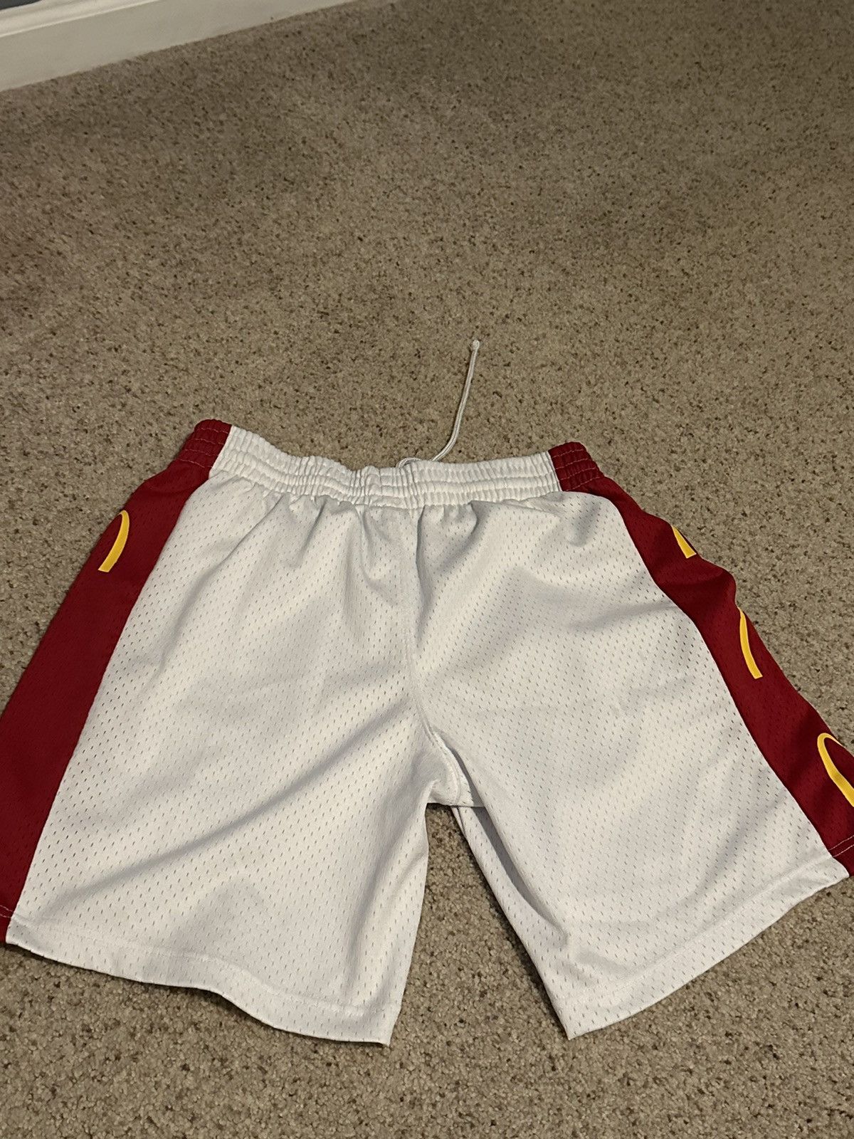 Travis Scott Travis Scott x McDonalds Cactus Jack All American Shorts Size US 32 / EU 48 - 4 Thumbnail