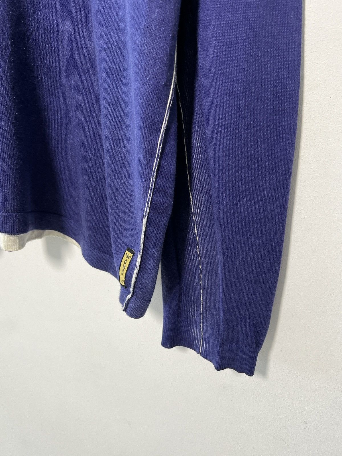Giorgio Armani Armani Jeans knit in washed-out violet y2k Size US L / EU 52-54 / 3 - 4 Thumbnail