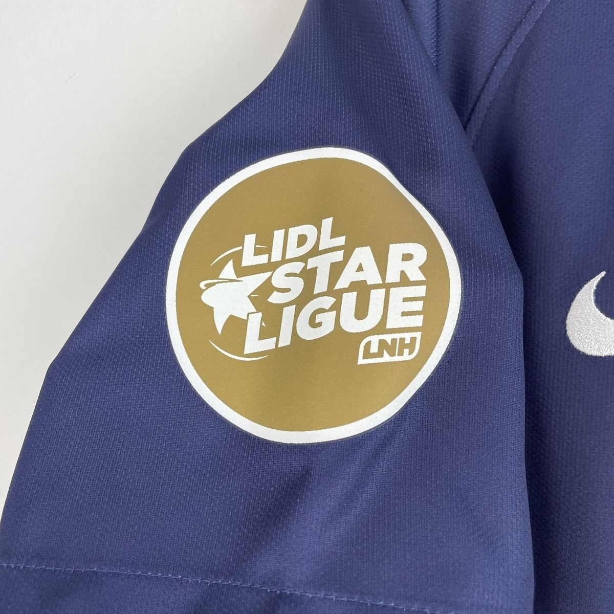 Nike Paris Saint-Germain Nike Handball Jersey PSG Shirt size M Size US M / EU 48-50 / 2 - 4 Thumbnail