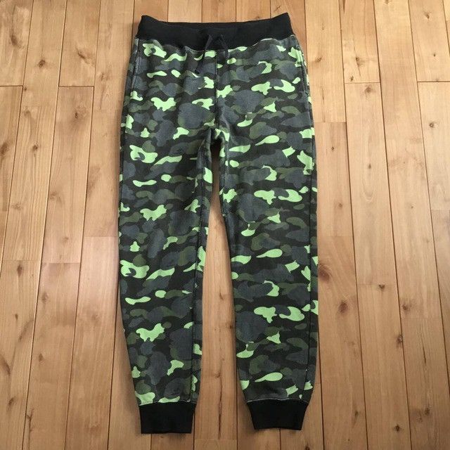 Bape BAPE Neon 1st camo green sweat pants a bathing ape ★size M Size US 32 / EU 48 - 1 Thumbnail