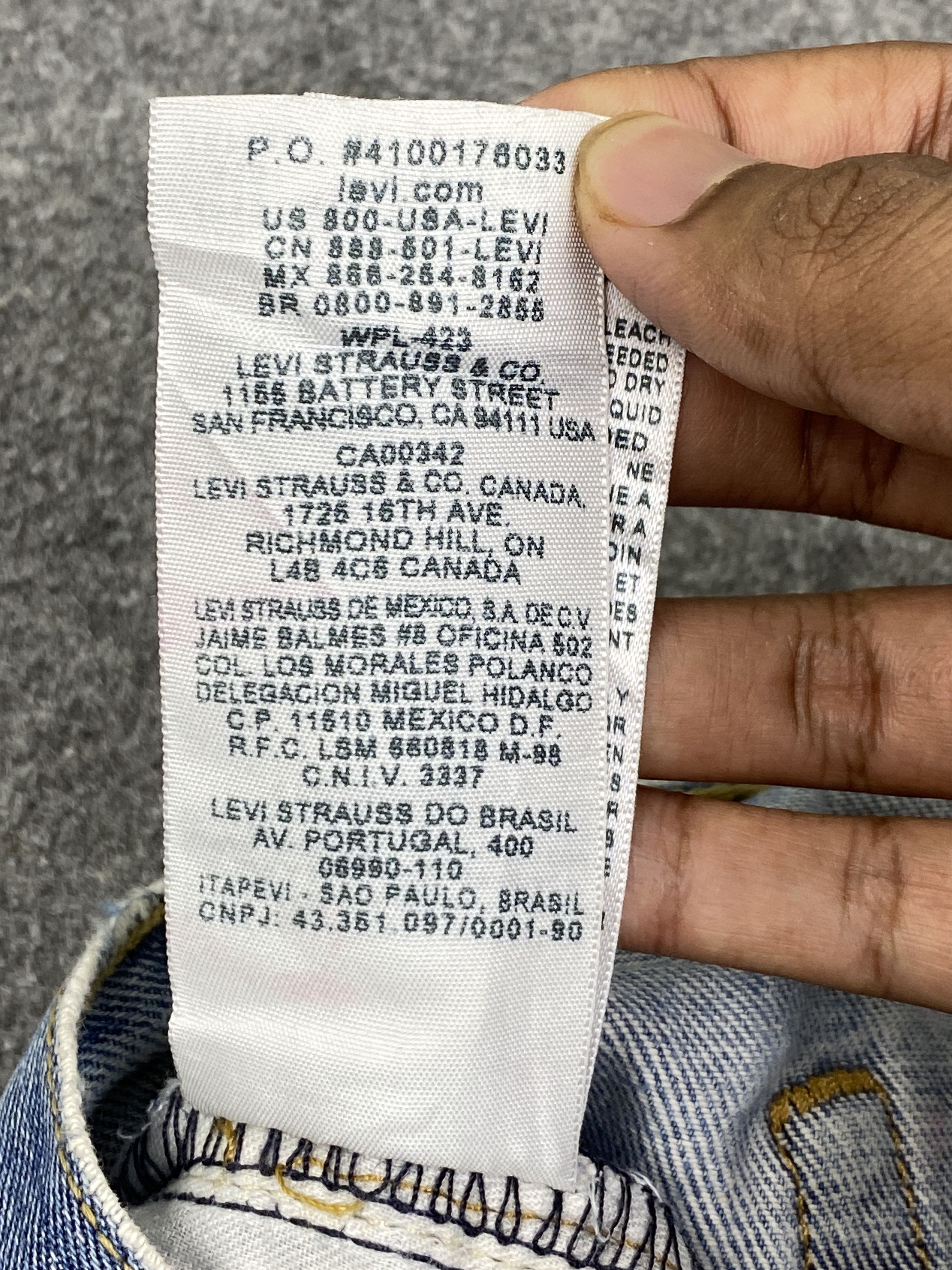 Levi's × Vintage Vintage Levis 501 Distressed Blue Denim Jeans DP2816 Size US 35 - 6 Thumbnail