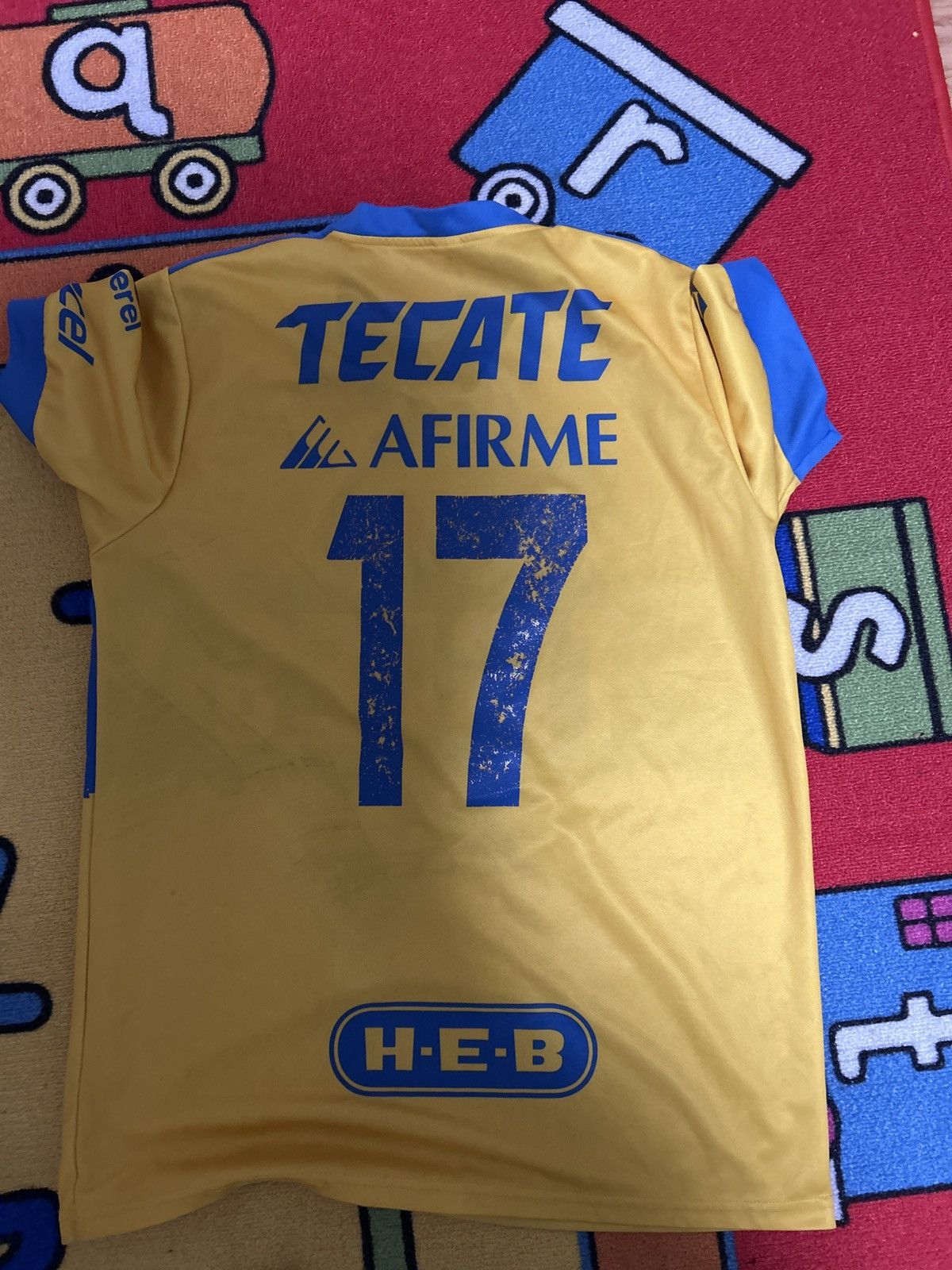Vintage 2021-2022 Tigre’s UANL Kit Size US L / EU 52-54 / 3 - 3 Thumbnail