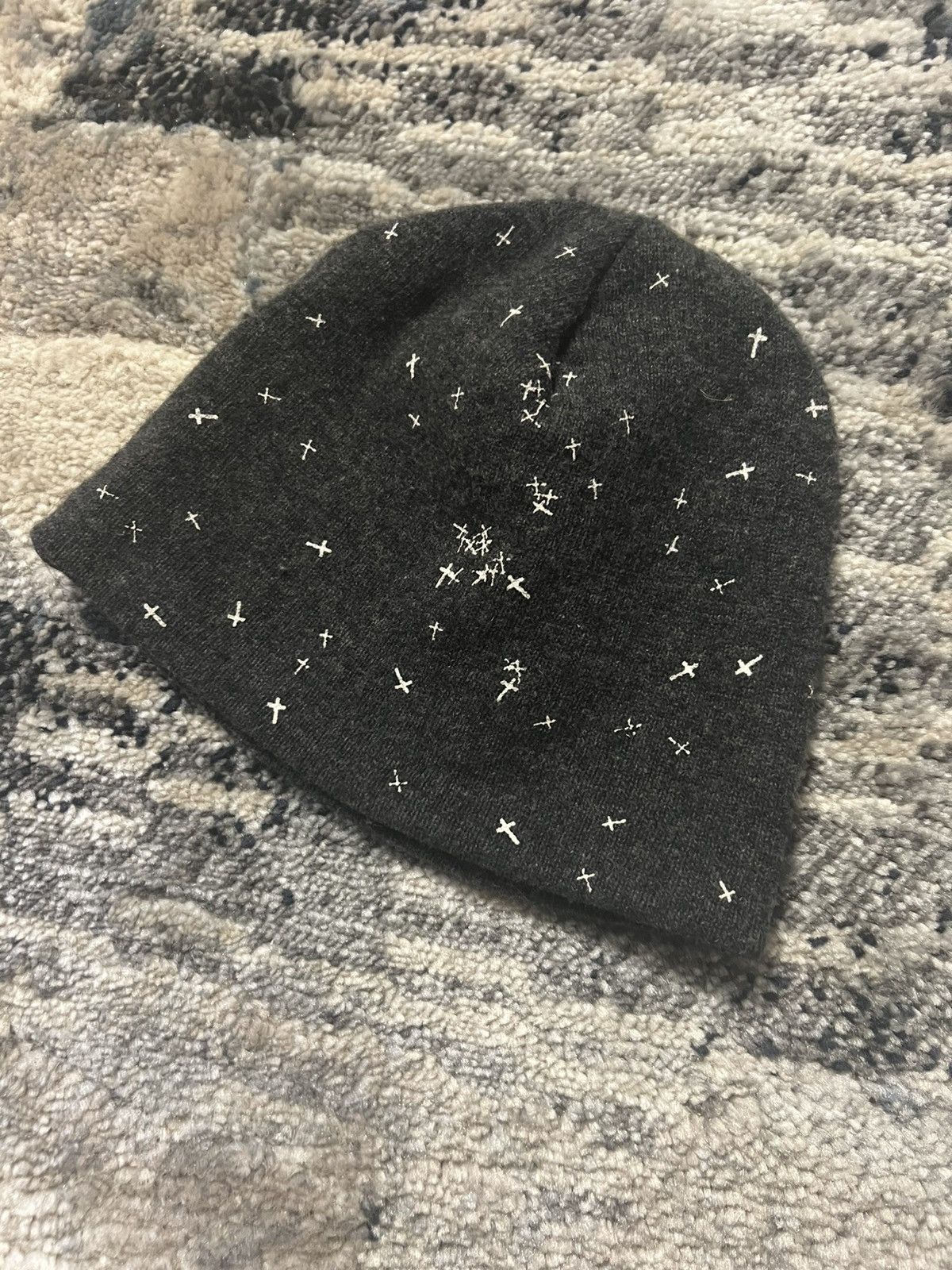 Undercover Undercover AW02 Witch Cell Division Cross Beanie Size ONE SIZE - 2 Thumbnail