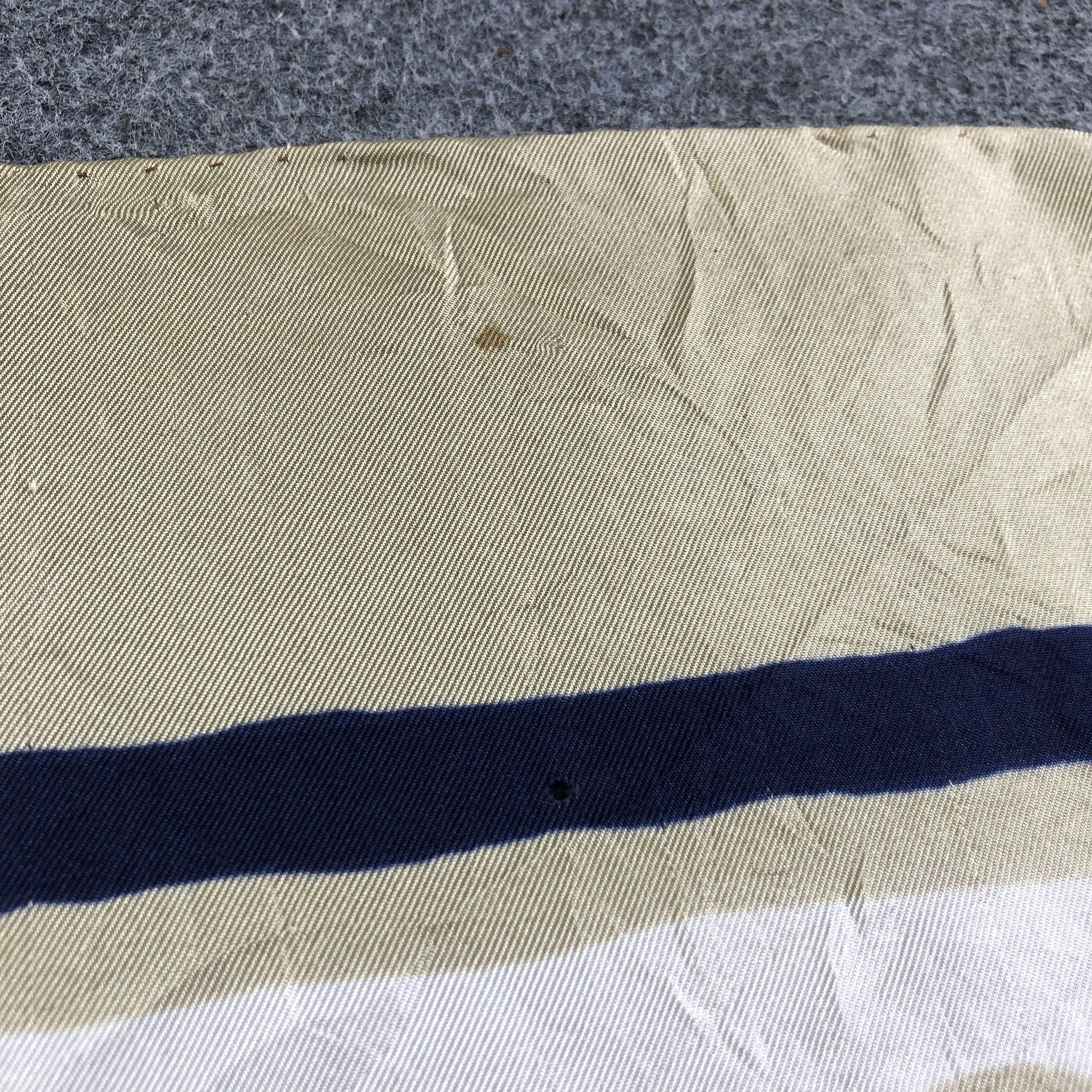 Vintage Vintage Dickins & Jones Abstract Hand Rolled Silk Scarf M421 Size ONE SIZE - 12 Thumbnail