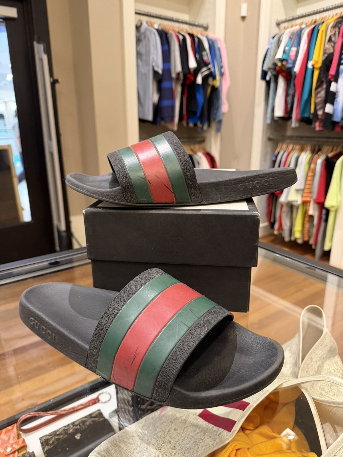 Gucci Gucci Rubber Pool Slide Size US 13 / EU 46 - 2 Thumbnail