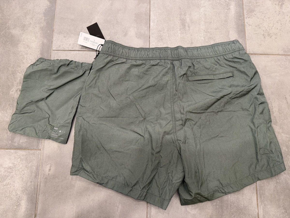 Onia Onia Nylon Crinkle Multi Functional Shorts in Pine Size US 32 / EU 48 - 8 Thumbnail