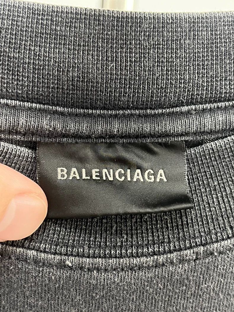 Balenciaga Balenciaga Black dragon year limited Sanskrit logo short s Size US S / EU 44-46 / 1 - 5 Thumbnail