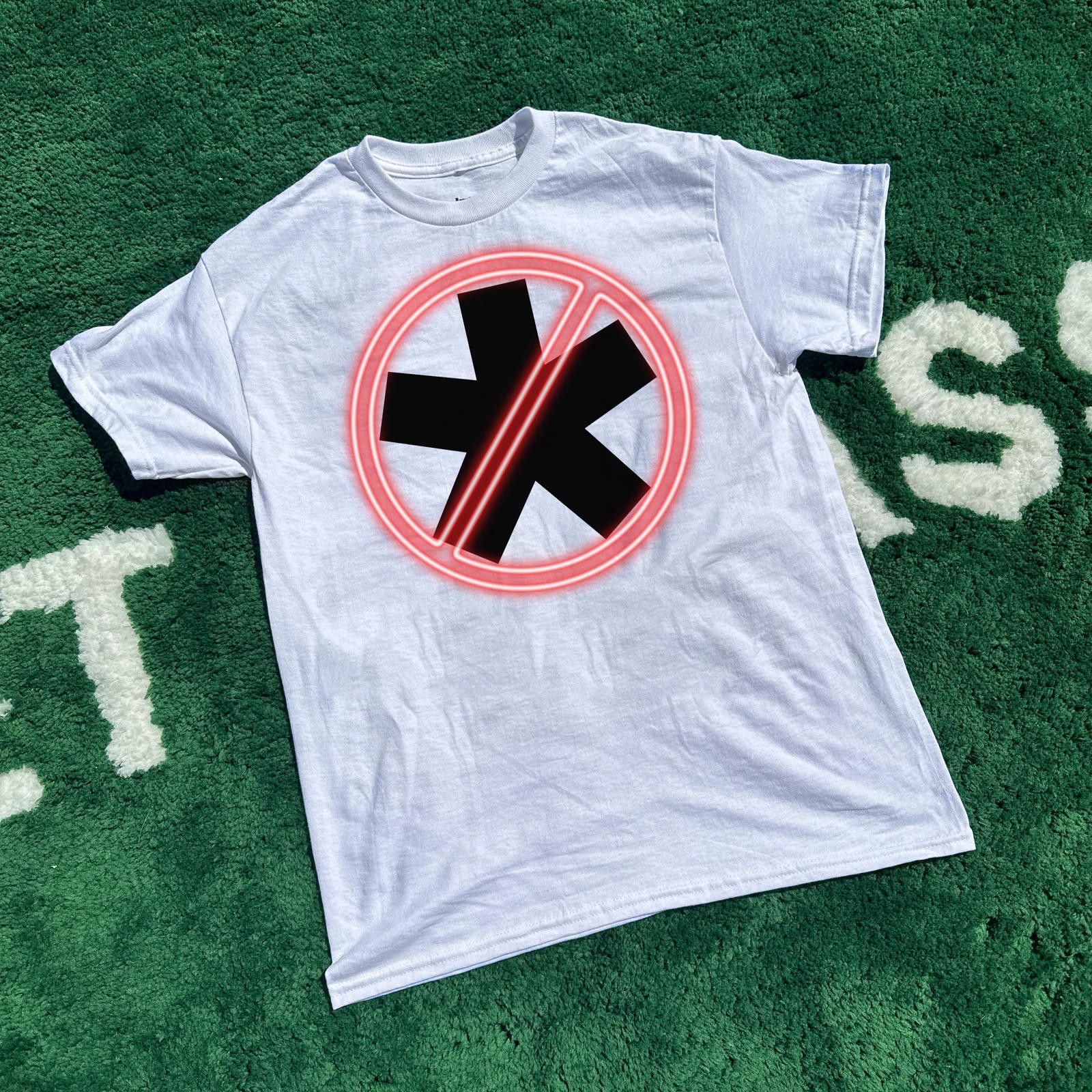 Japanese Brand BANNED Opium Tee White Red Size US M / EU 48-50 / 2 - 1 Thumbnail