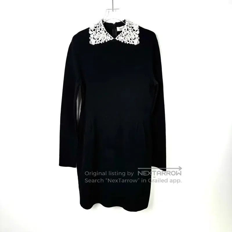 Valentino Valentino Black Wool Dress with Lace Collar . Size XL / US 12-14 / IT 48-50 - 1 Thumbnail