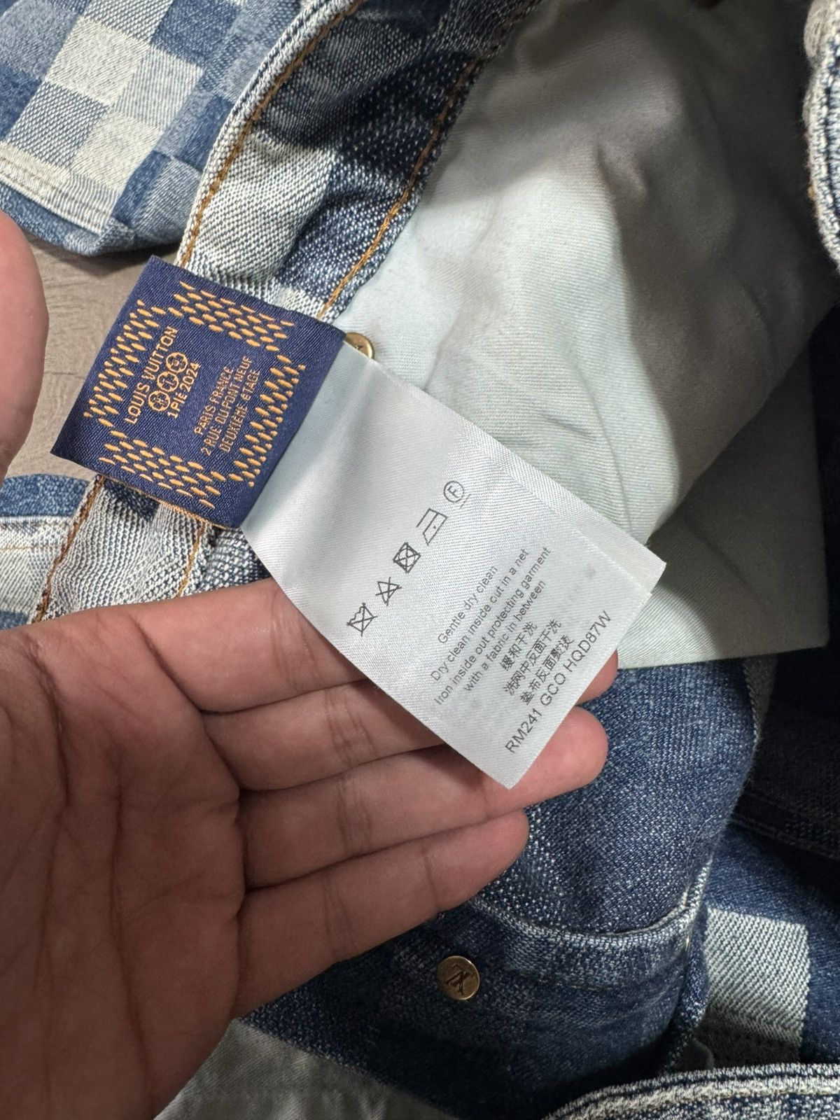 Louis Vuitton Louis Vuitton Pixel Denim Jeans Size 32 Size US 32 / EU 48 - 6 Thumbnail