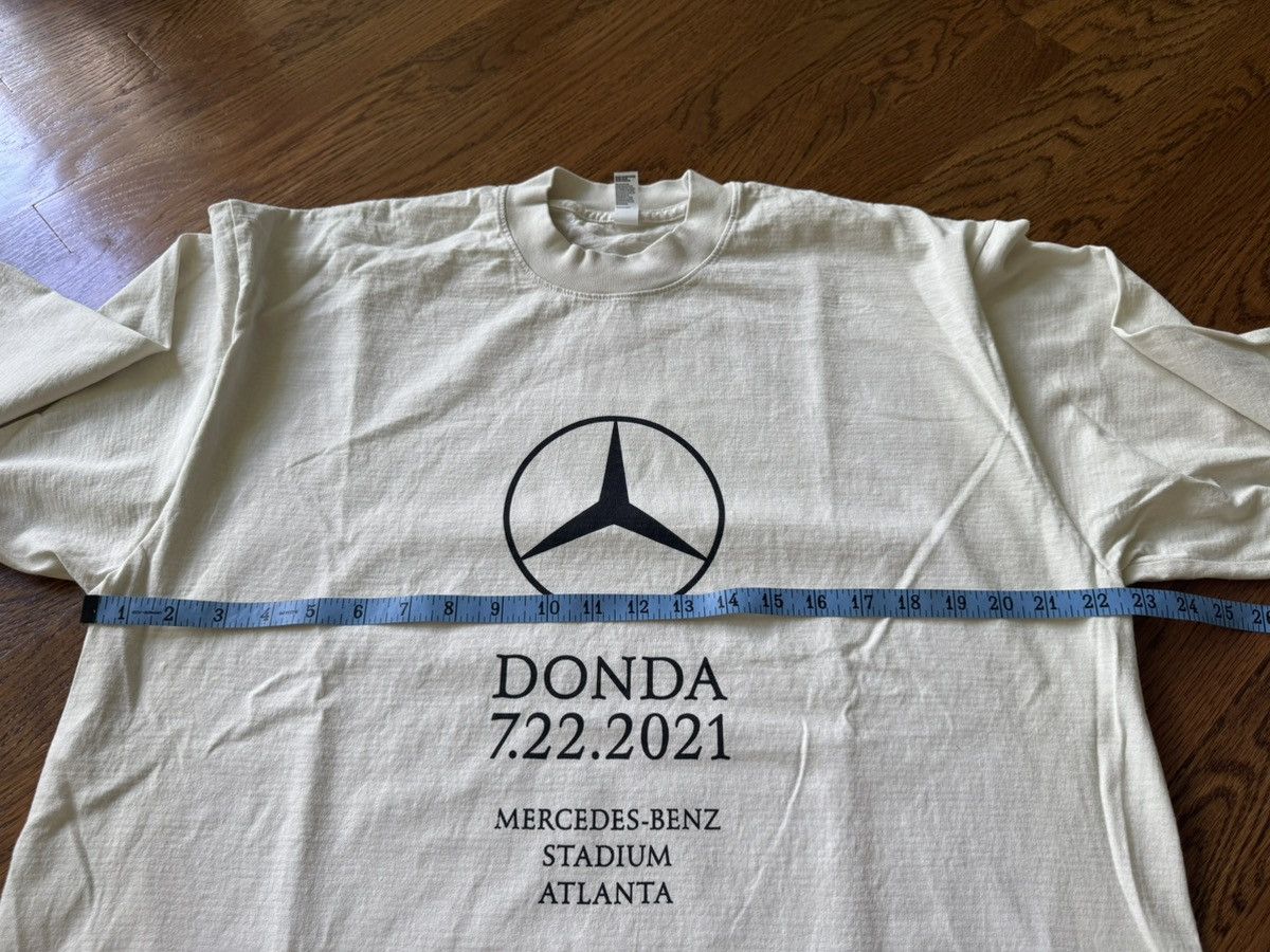 Kanye West × Yeezy Large Kanye West Donda Atlanta Listening Event L/S T-Shirt Size US L / EU 52-54 / 3 - 8 Thumbnail