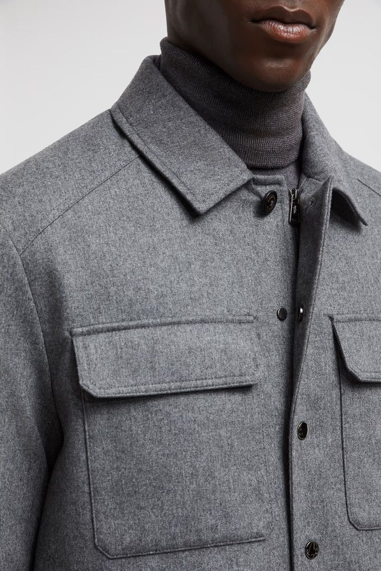 Moncler o1s22i1n1124 Cashmere Down Shirt Jacket in Grey Size US XL / EU 56 / 4 - 7 Thumbnail