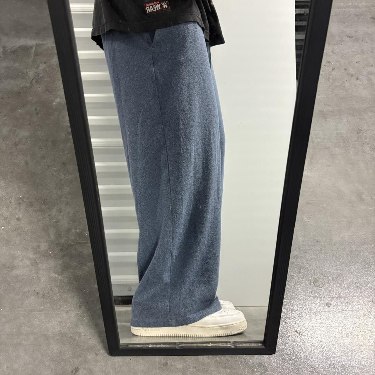 Vintage Crazy Vintage Y2K/2009s Super Baggy Wideleg Short Blue Sweatpants! Size US 34 / EU 50 - 1 Thumbnail