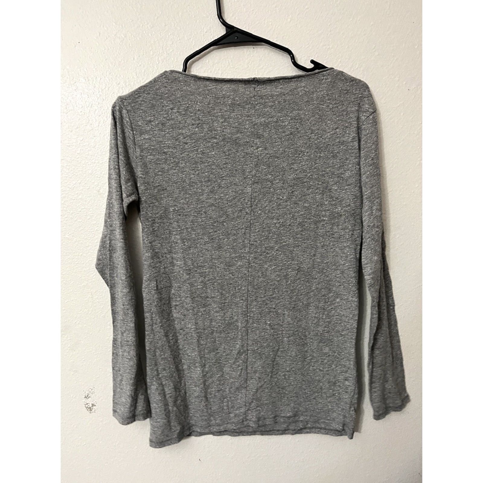 Gap VINTAGE Gap Gray Scoop Neck T-Shirt Women Small Size S / US 4 / IT 40 - 2 Thumbnail