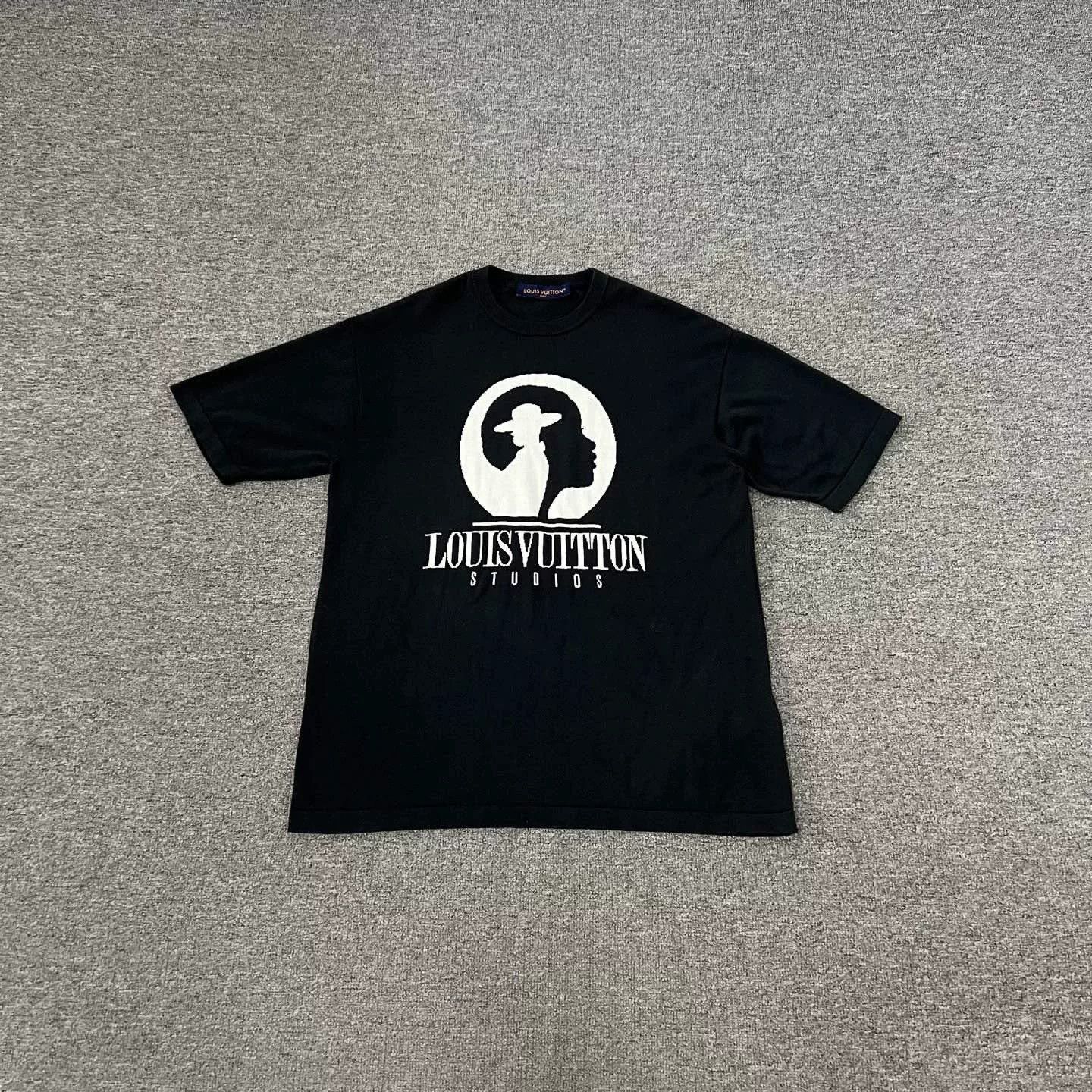 Louis Vuitton Louis Vuitton Portrait Logo Intarsia Knit T-Shirt Size US M / EU 48-50 / 2 - 1 Thumbnail