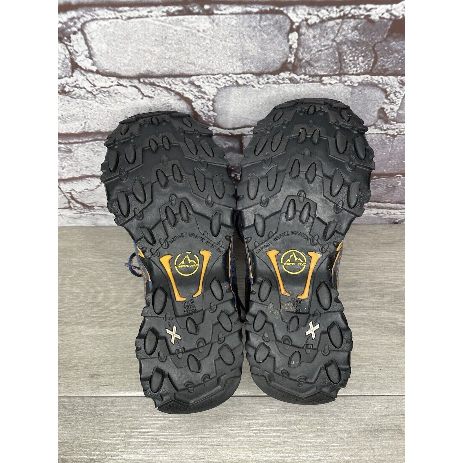 La Sportiva La Sportiva Ultra Raptor II Blue Mesh Trail Denim Rouge Hiki Size US 6 / IT 36 - 8 Thumbnail