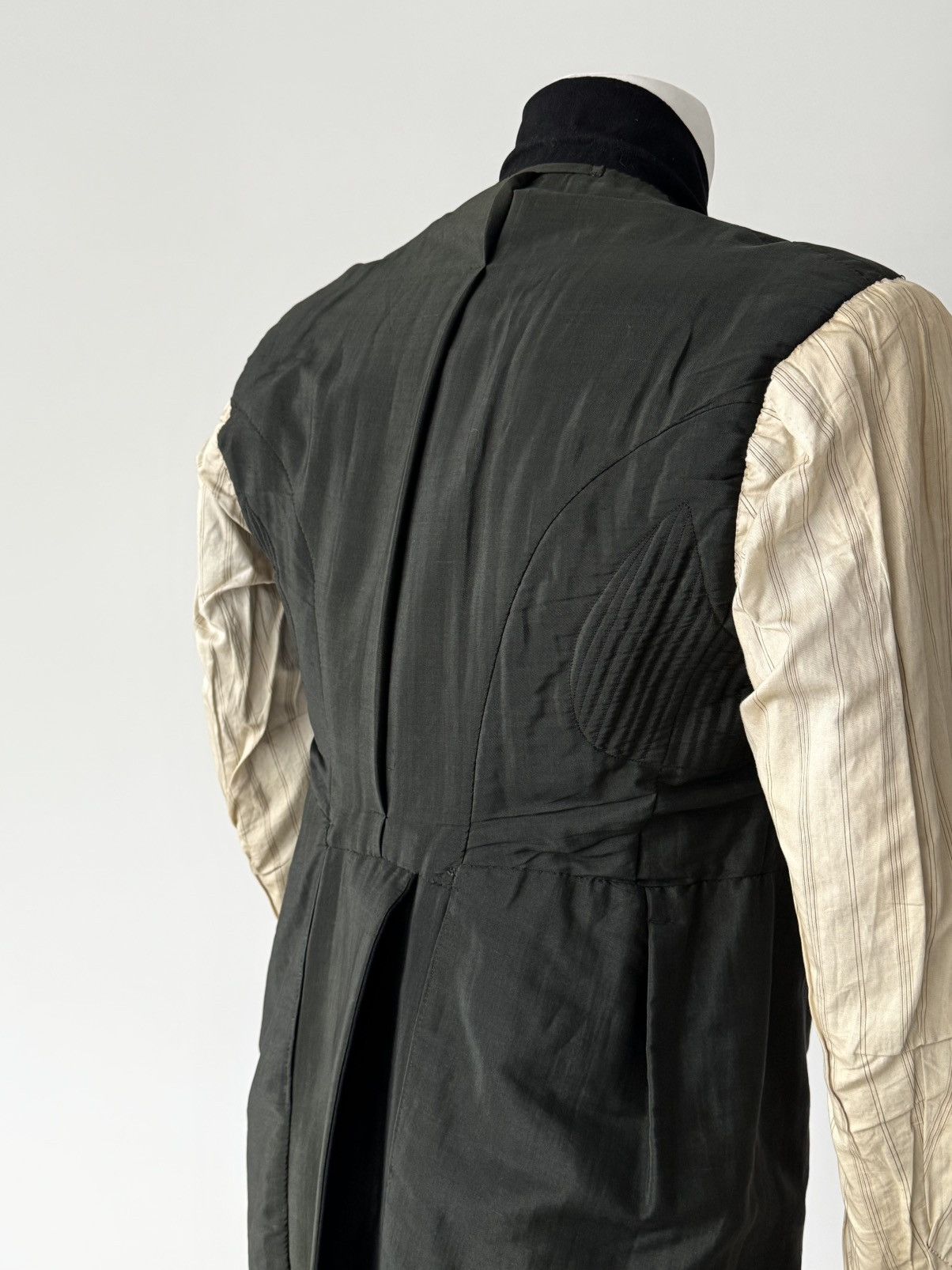 Vintage 1935 Dated Antique British Bespoke Wool Morning Frock Coat Size US M / EU 48-50 / 2 - 10 Thumbnail