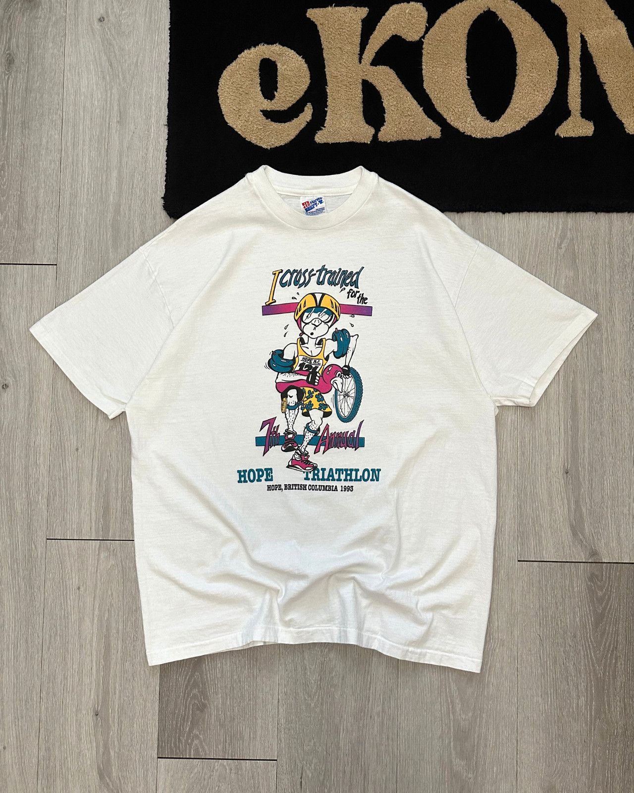 Hanes × Vintage Vintage 1993 Hope BC Triathlon Single Stitch T-Shirt - XL Size US XL / EU 56 / 4 - 1 Thumbnail