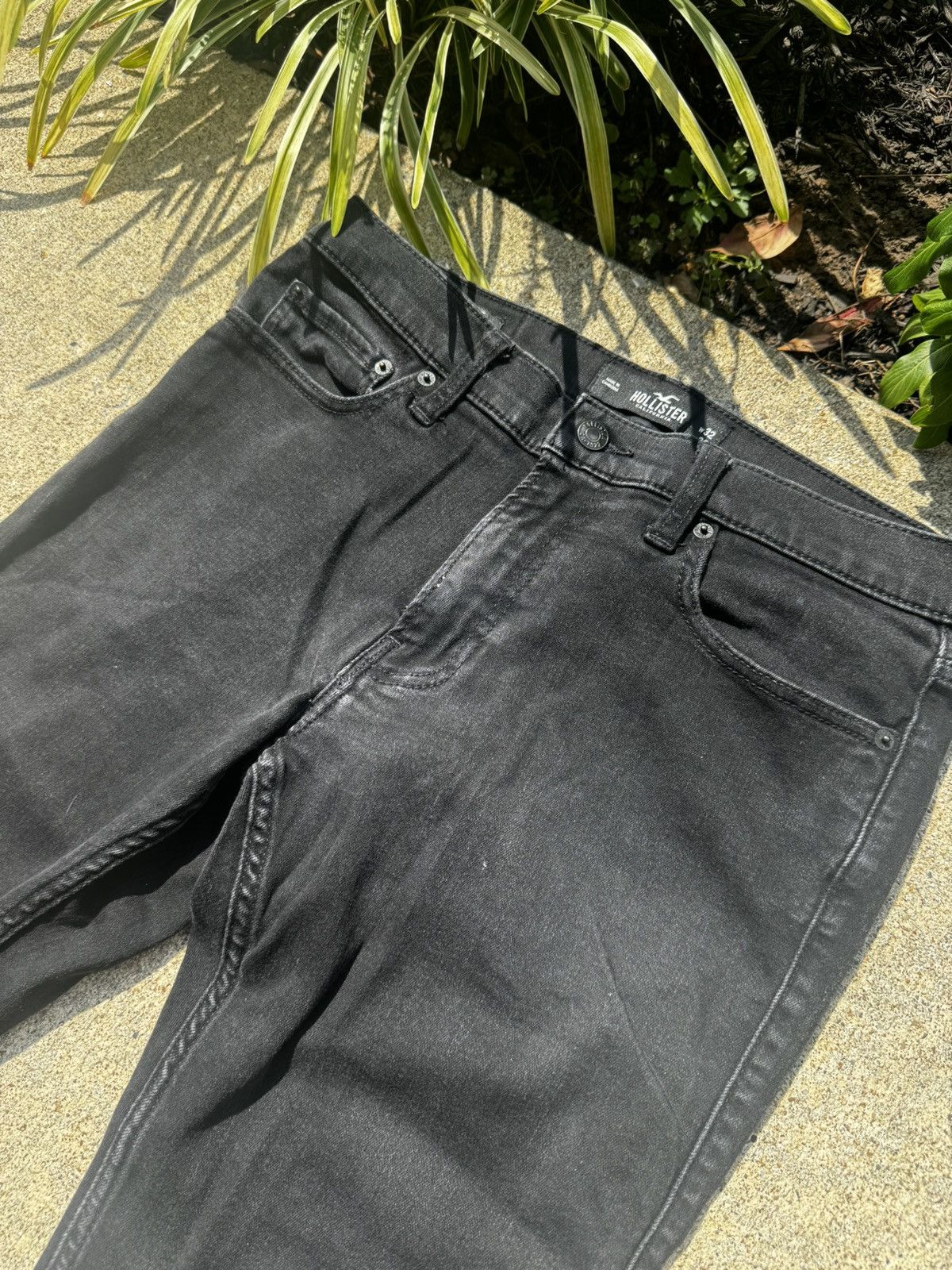 Hollister HOLLISTER FADED BLACK JEANS Size US 32 / EU 48 - 2 Thumbnail