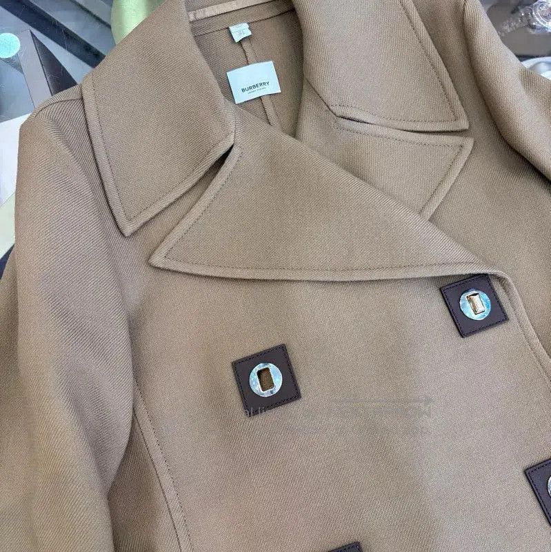 Burberry Burberry Brown Wool Short Coat for Women. Size S / US 4 / IT 40 - 5 Thumbnail