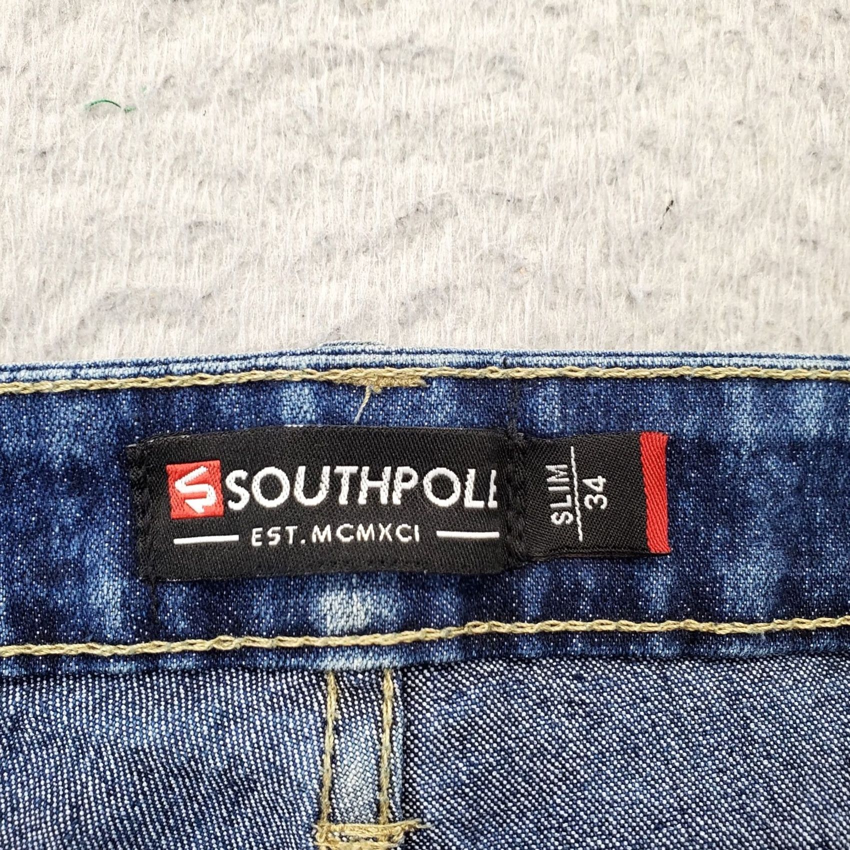 Southpole Southpole Bermuda Shorts Mens 34 Navy Denim Slim Fit Flat Front 5-Pocket Pocket Casual Travel 12 Inseam 22" Outseam Mens Size 34 Navy Denim 90s? Size US 34 / EU 50 - 6 Thumbnail