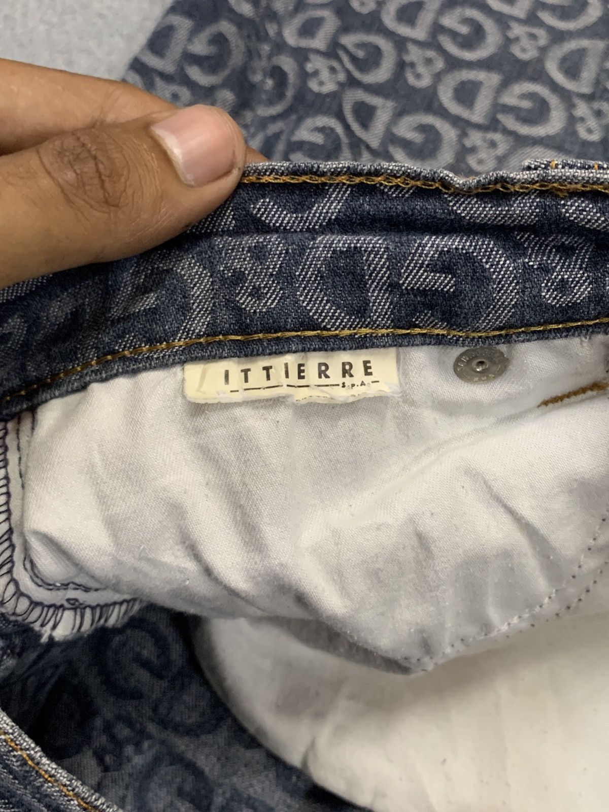 Dolce & Gabbana Vintage 2000s Dolce & Gabbana Monogram Jeans Size US 28 / EU 44 - 18 Thumbnail