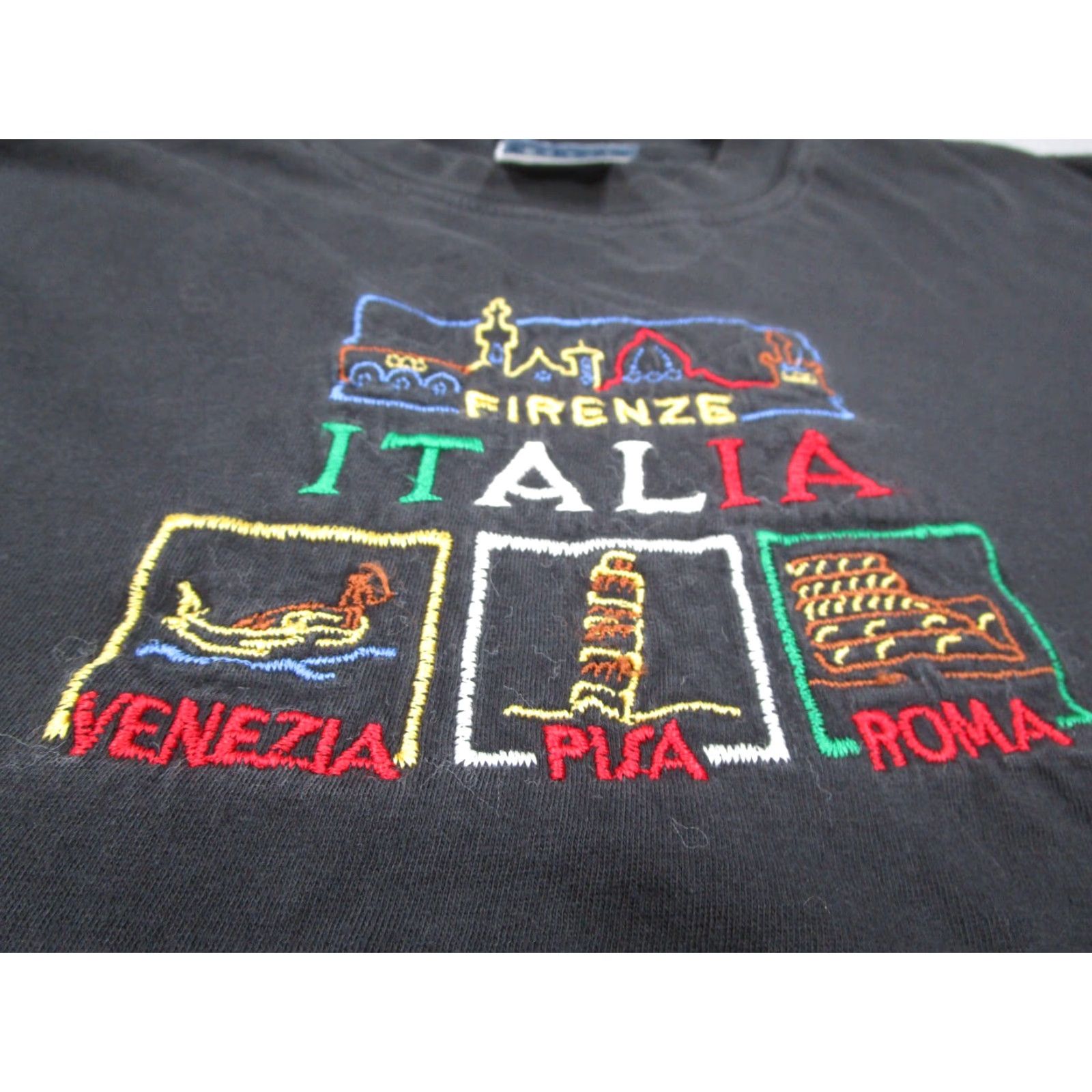 Vintage VINTAGE Black Italy Tourist Shirt Mens 2XL XXL Embroidered Venezia Pisa Roma 90s Retro Size US XXL / EU 58 / 5 - 2 Thumbnail