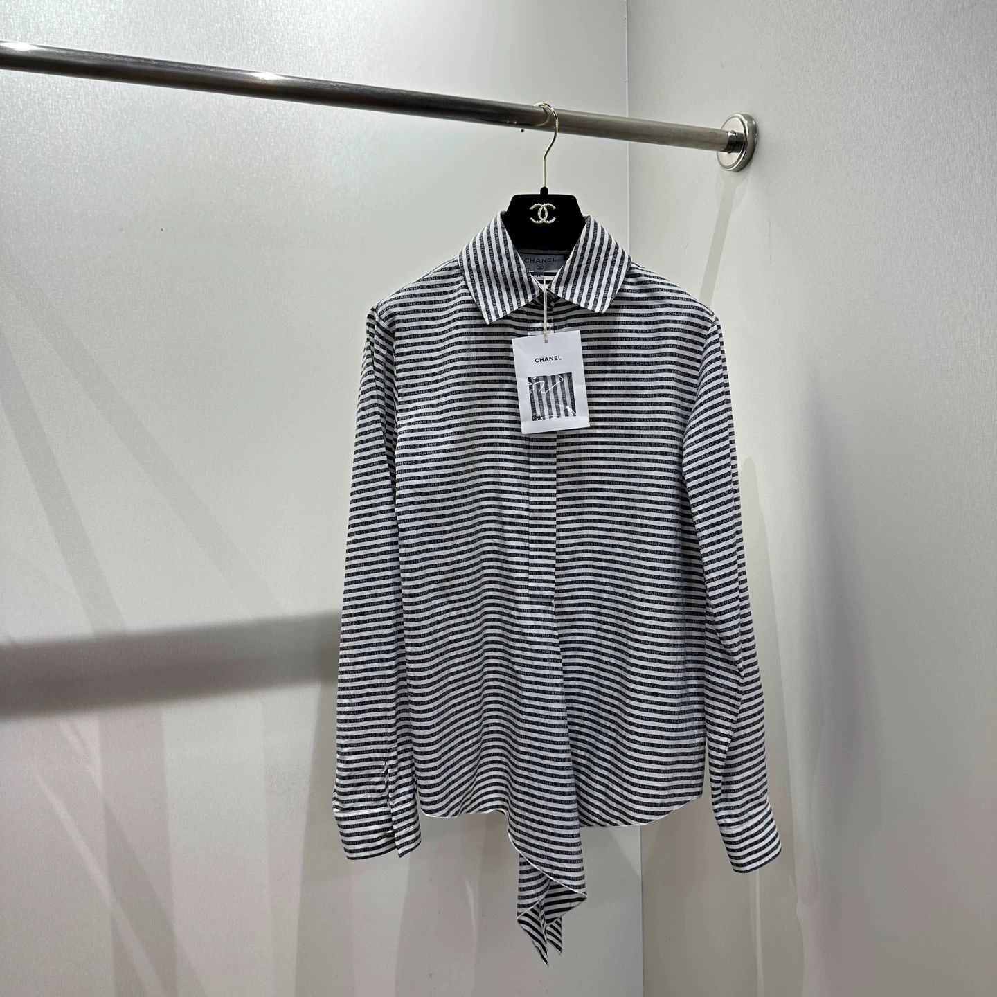 Chanel Chanel mar165 striped slogan long-sleeve shirt 34 Size XS / US 0-2 / IT 36-38 - 1 Thumbnail