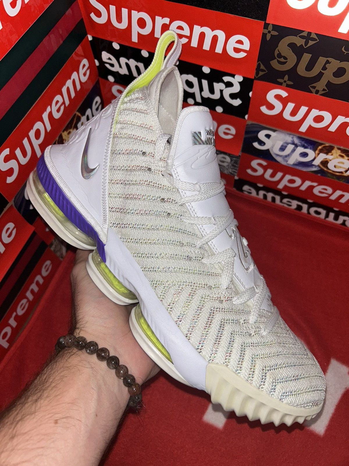 Nike Nike LeBron 16 Buzz Lightyear AO2588-102 size 12 Size US 12 / EU 45 - 8 Thumbnail