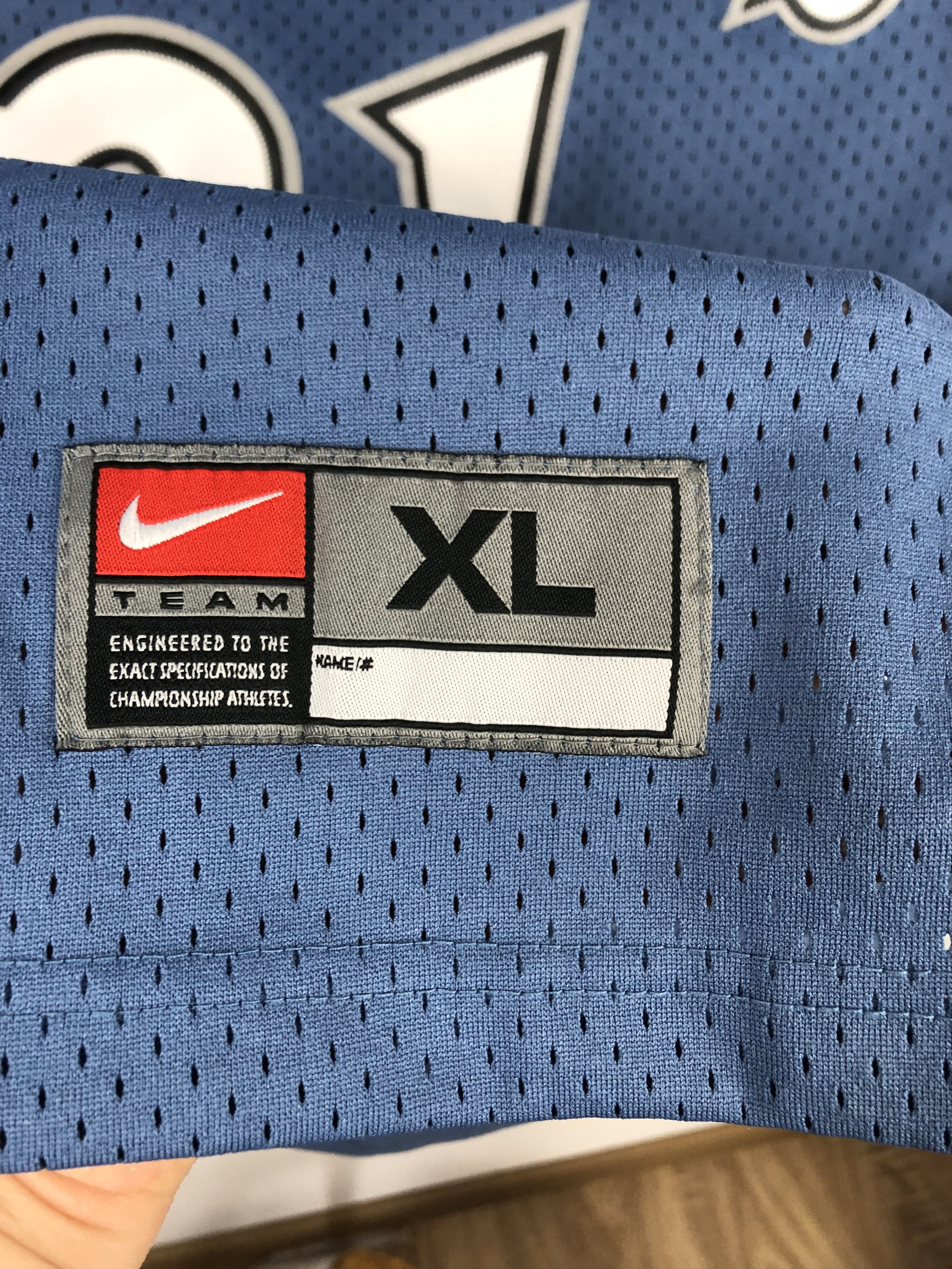 Nike Vintage Nike Minnesota Timberwolves Garnett #21 Nike NBA Size US XL / EU 56 / 4 - 4 Thumbnail