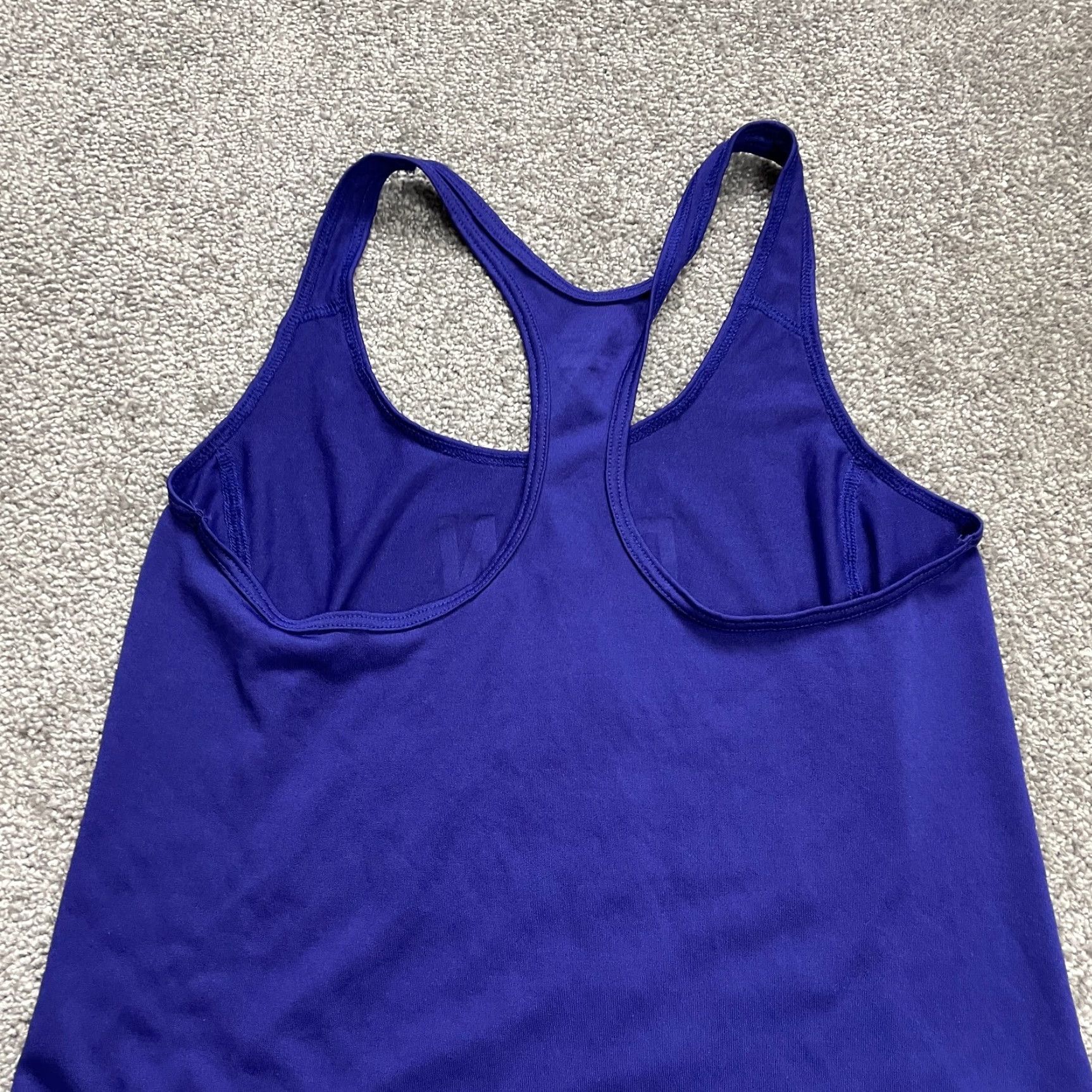 Old Navy Old Navy Active Go Dry Womens Tank Top Small Blue Racer Back Sports Graphic Size S / US 4 / IT 40 - 4 Thumbnail