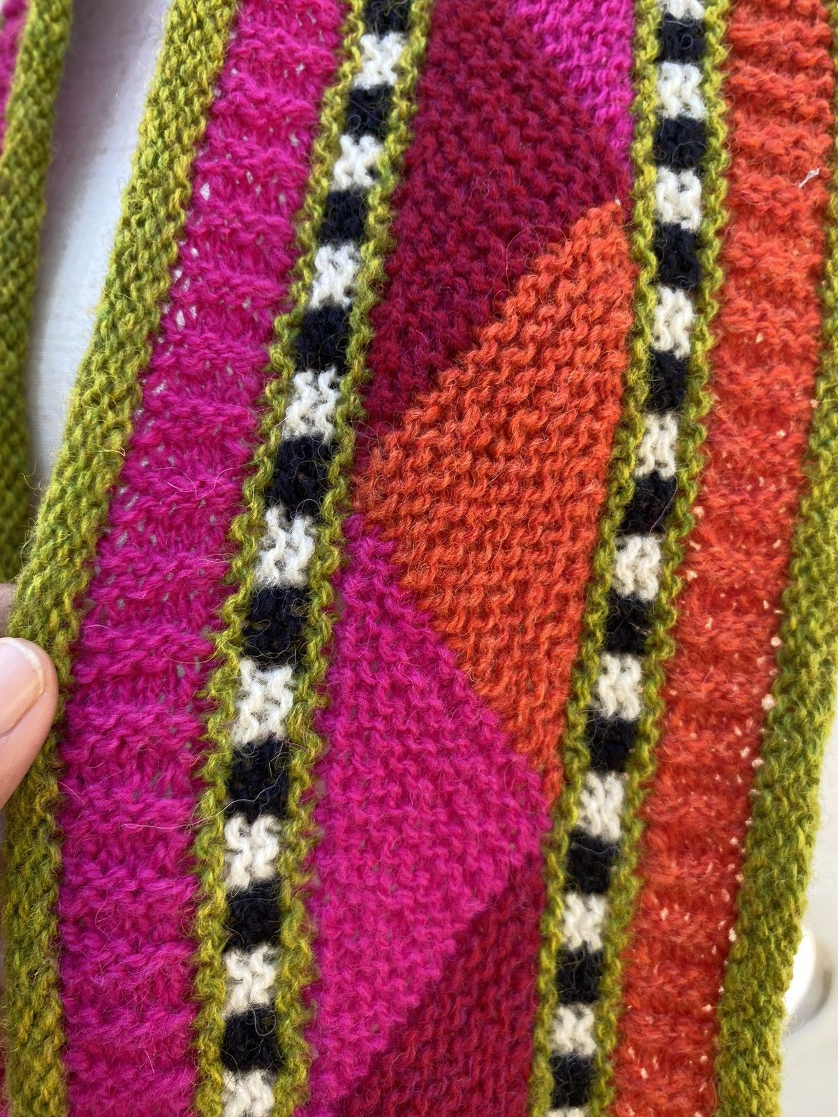 Designer Colorful Knit Fashion Scarf Size ONE SIZE - 3 Thumbnail