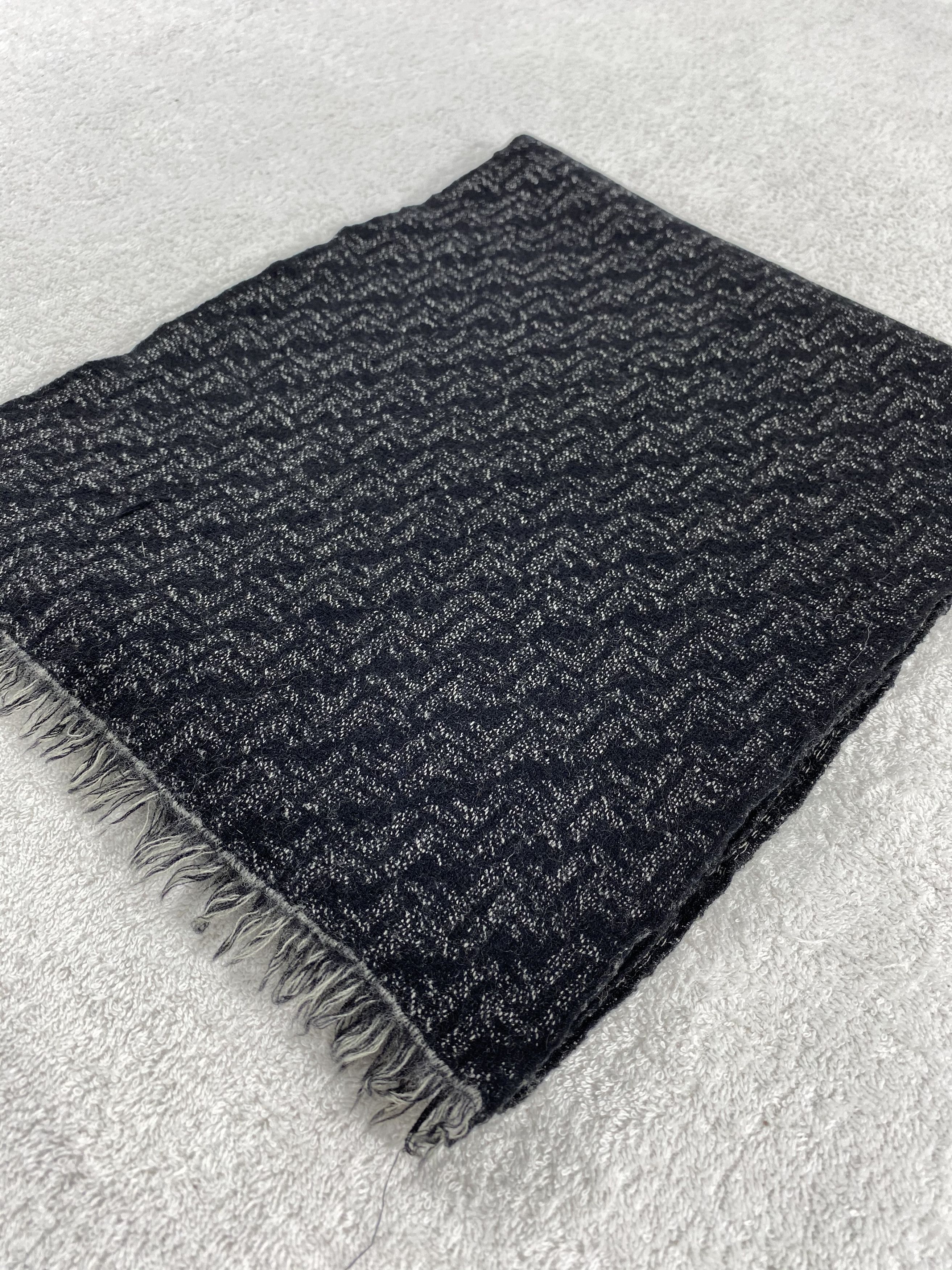 Fendi Vintage Fendi Scarf/Muffler/Neckwear MF664 Size ONE SIZE - 3 Thumbnail