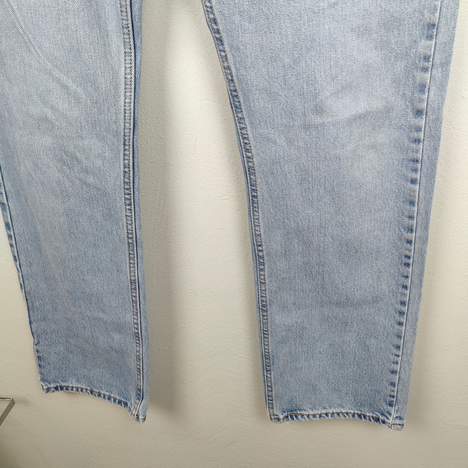 Levi's Vintage Y2K Levi's 505 Mens 34x34 Light Wash Straight Fit Size US 34 / EU 50 - 3 Thumbnail