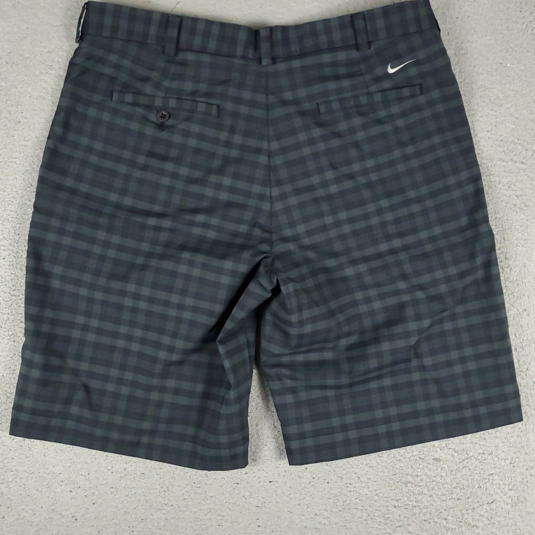 Nike Nike Shorts Mens 36 Gray/Blue Plaid Swoosh Golf Dri Fit Casual Flat Front Chino Size US 36 / EU 52 - 7 Thumbnail