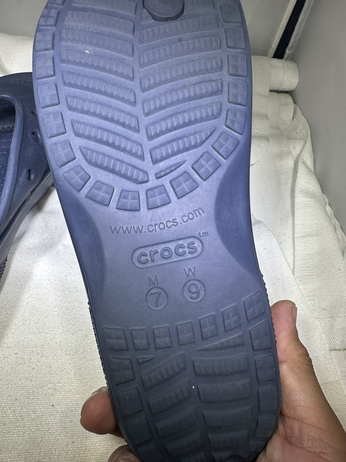 Crocs Crocs Men's Sandals Baya II Flip Flop Navy Blue M7W9 Size US 7 / EU 40 - 8 Thumbnail