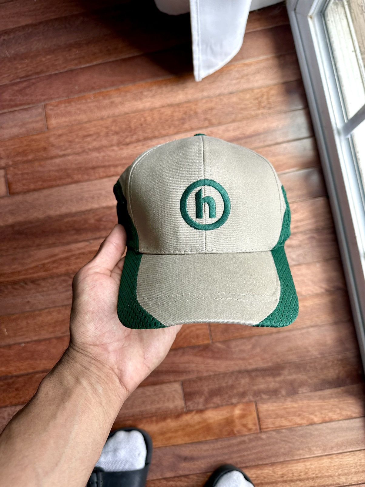 HIDDEN Hidden Two Tone Racer Cap - green Tan Size ONE SIZE - 1 Thumbnail