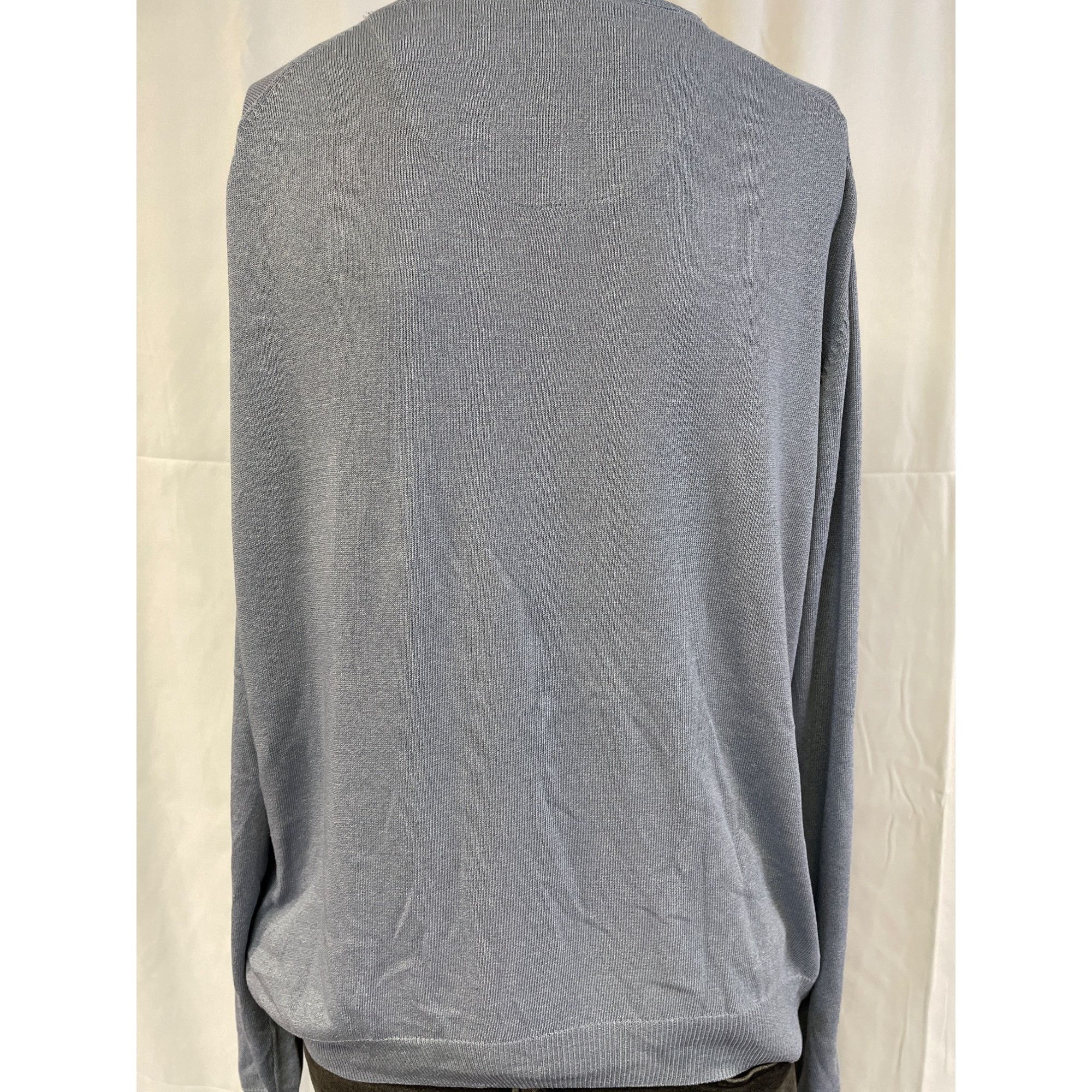 Other Jos A Bank Men's Blue V-Neck 100% Silk Sweater Size L SKU 47 Size US L / EU 52-54 / 3 - 3 Thumbnail