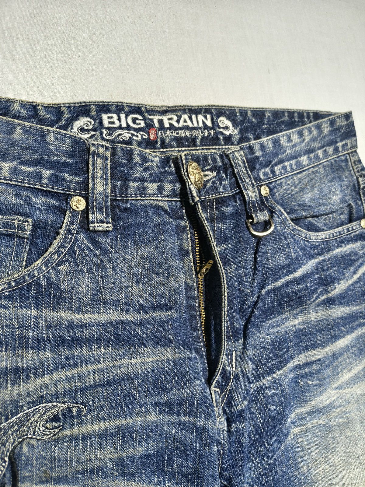 Japanese Brand Vintage Big Train Koi Fish Embroidered Denim Y2K 🐟(046) Size US 36 / EU 52 - 14 Thumbnail