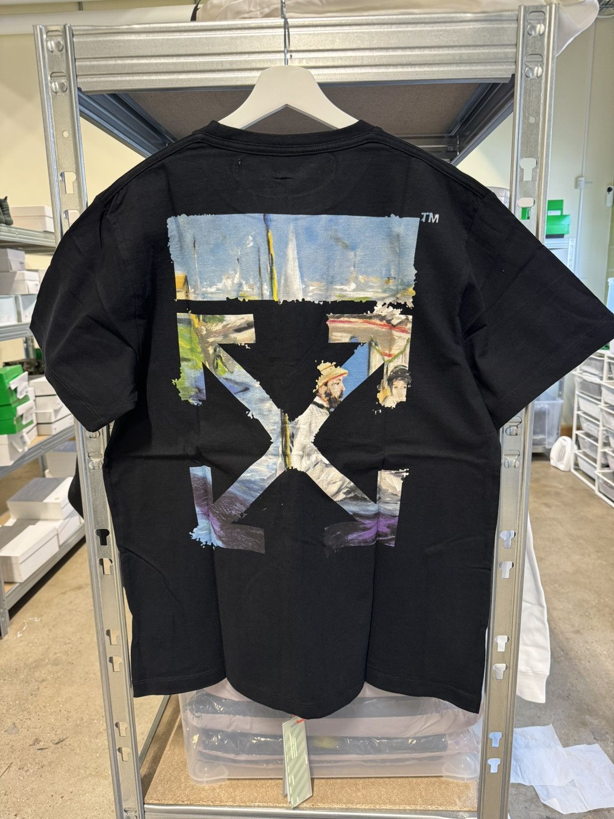 Off white colored arrows best sale