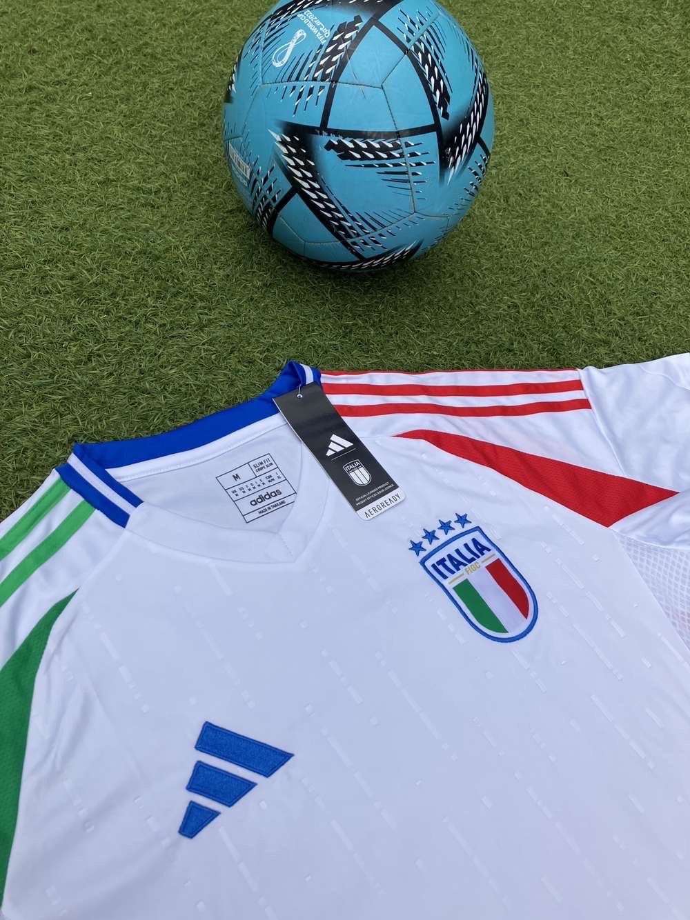 Adidas Italy football jersey Size US M / EU 48-50 / 2 - 3 Thumbnail