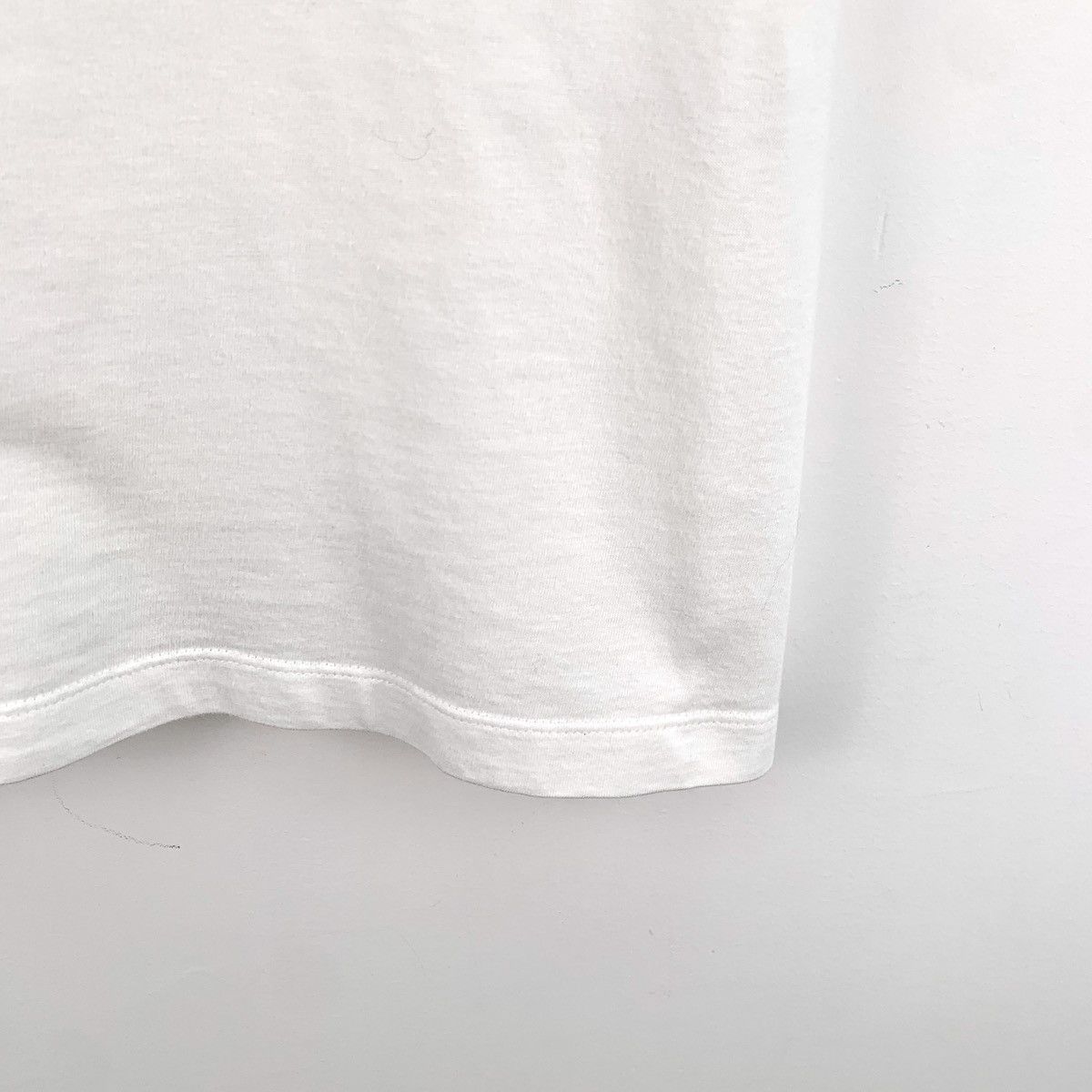 Louis Vuitton Louis Vuitton White Letter Print Short Sleeve T-Shirt K26WX Size M / US 6-8 / IT 42-44 - 5 Thumbnail